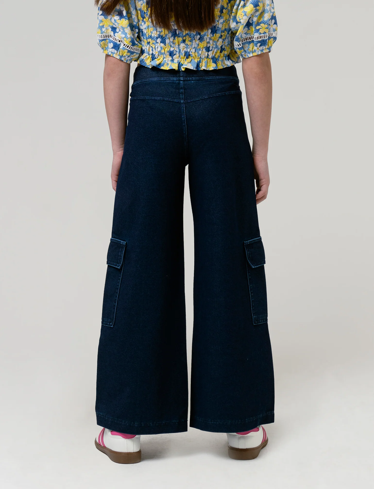 Pantaloni cargo gamba larga effetto denim da bambina - Denim - Image 2