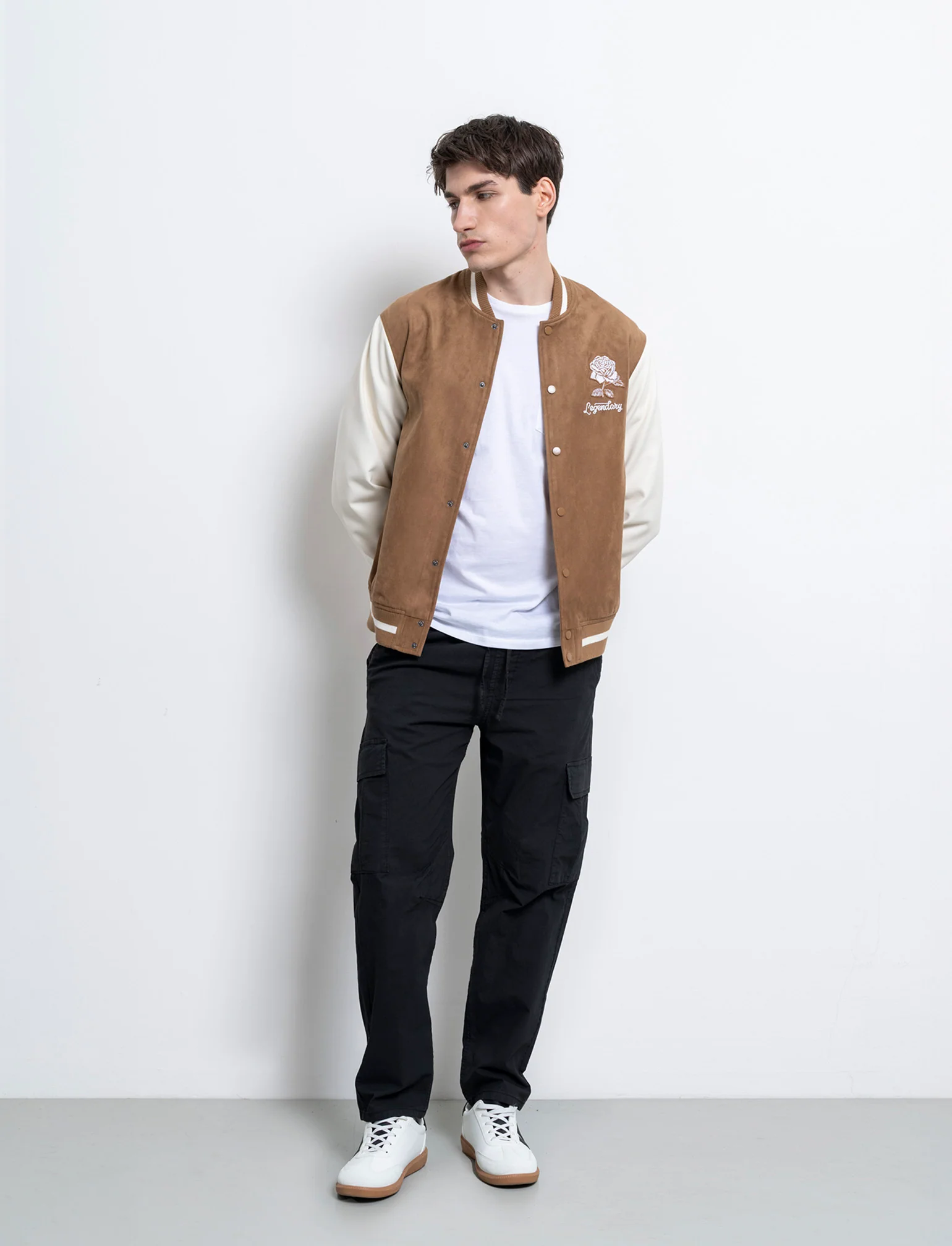 Pantaloni cargo straight fit da uomo - Nero - Image 3