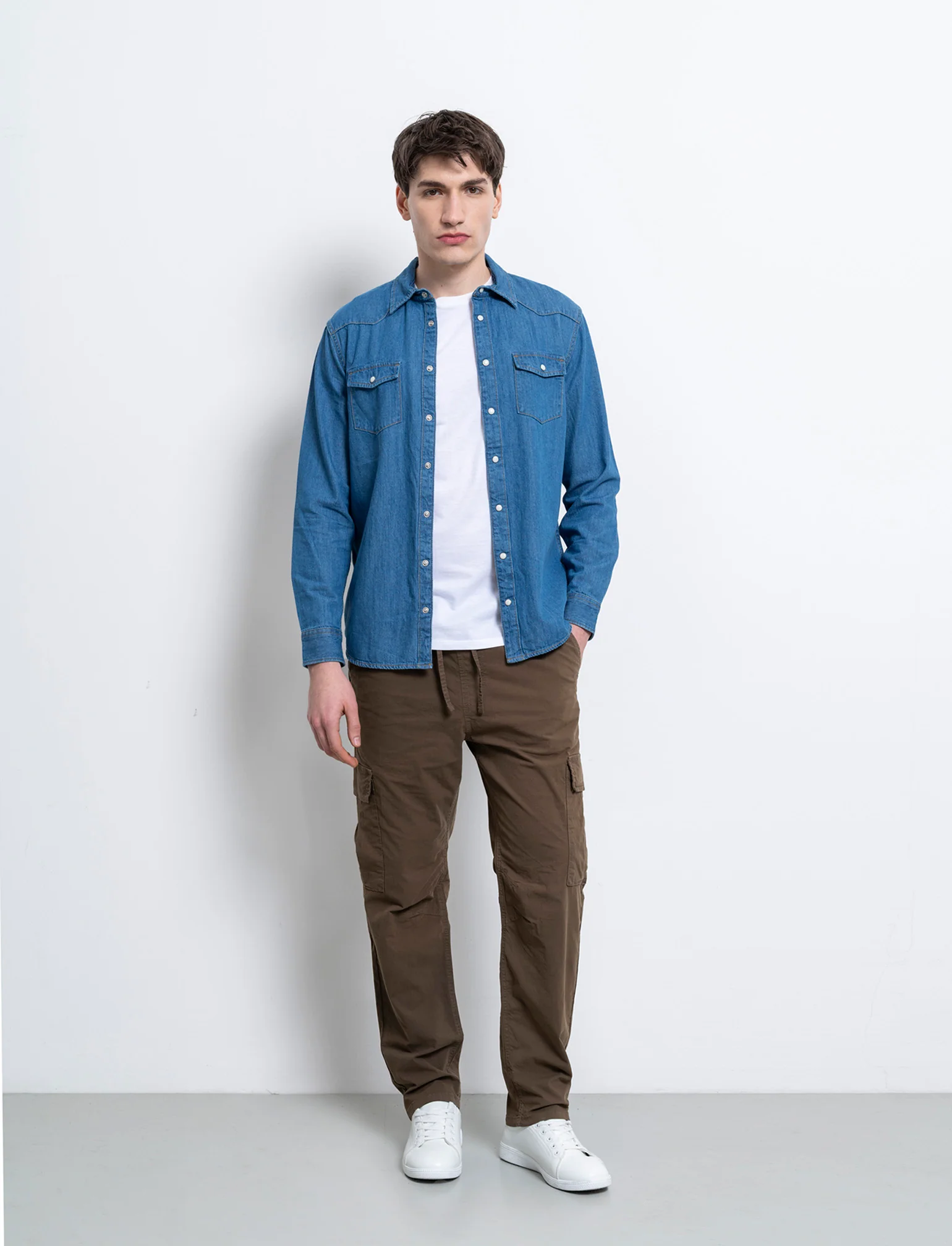 Pantaloni cargo straight fit da uomo - Verde kaki - Image 3