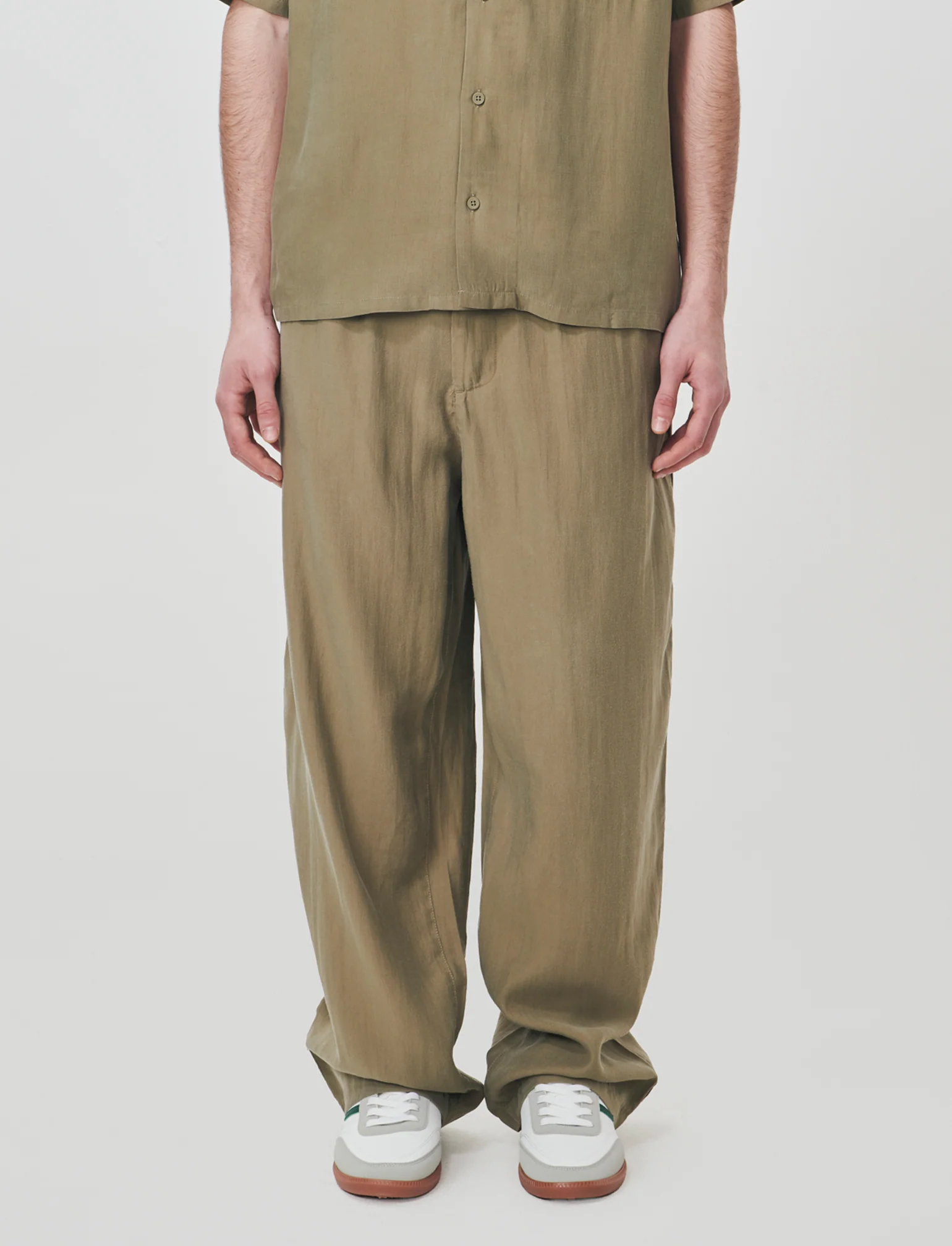 Pantaloni Chino Jogger in Misto Lyocell - Verde kaki