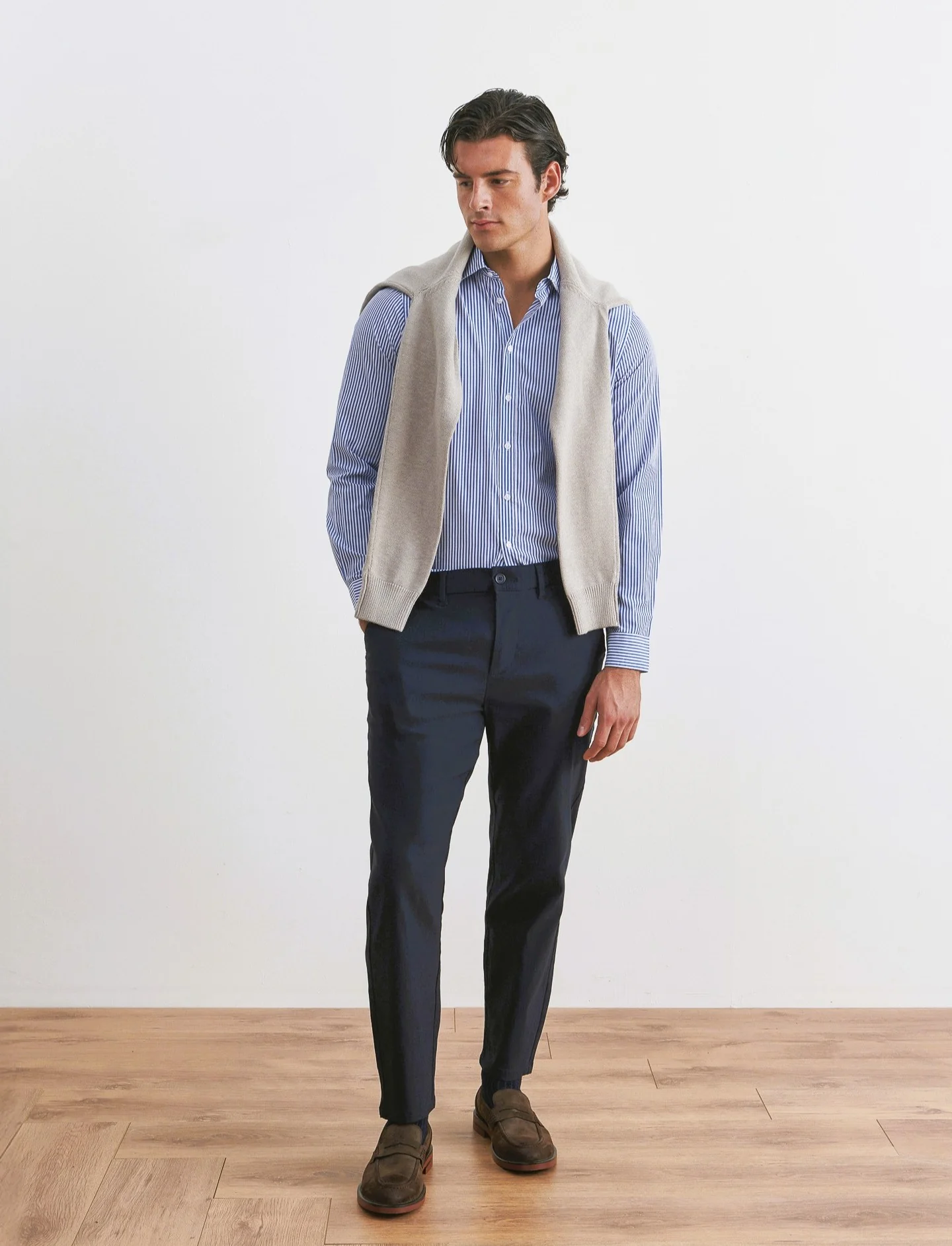 PANTALONI CHINO JOGGER IN TESSUTO TECNICO STRETCH - Blu - Image 3