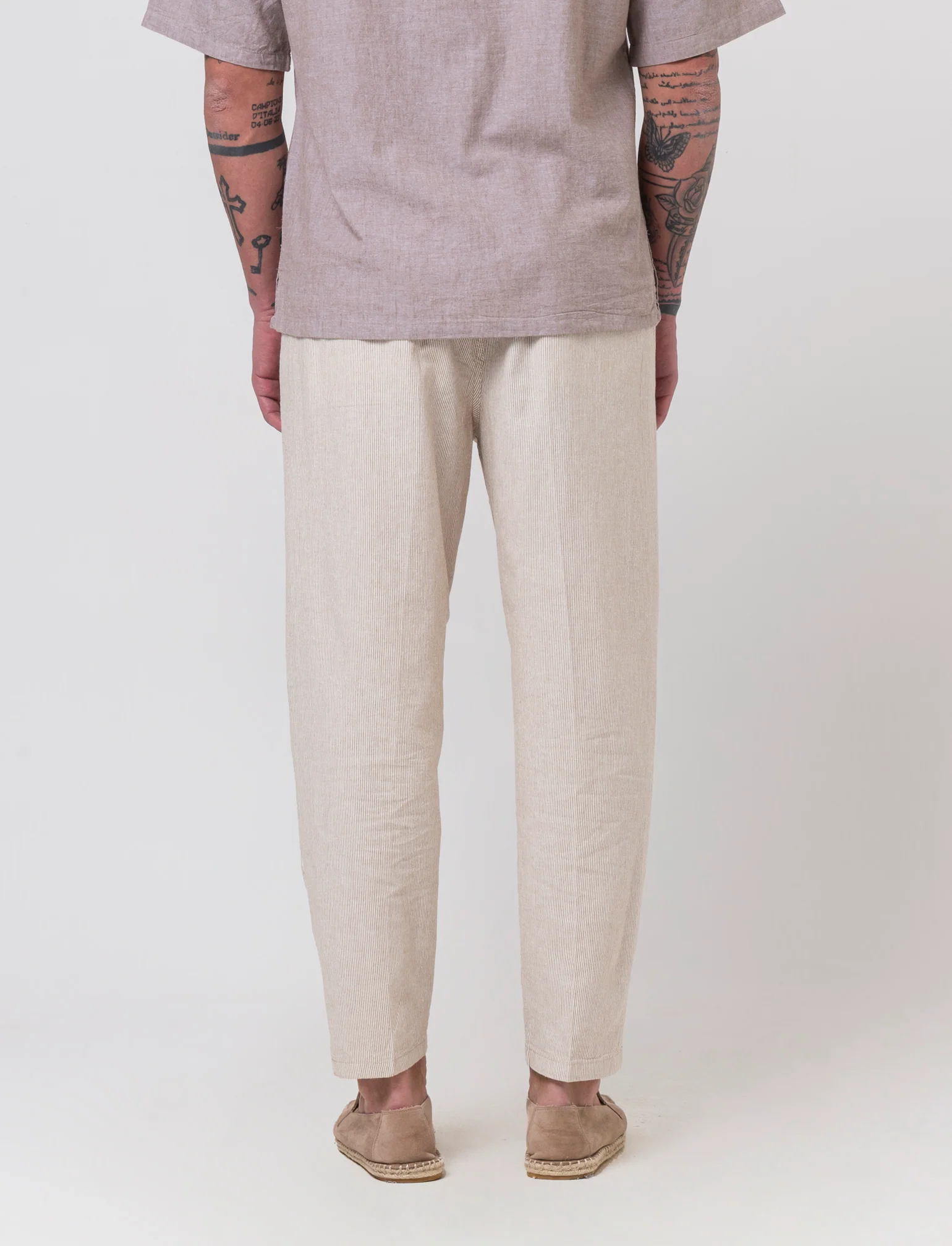Pantaloni chino jogger misto lino a righe da uomo - Beige - Image 2