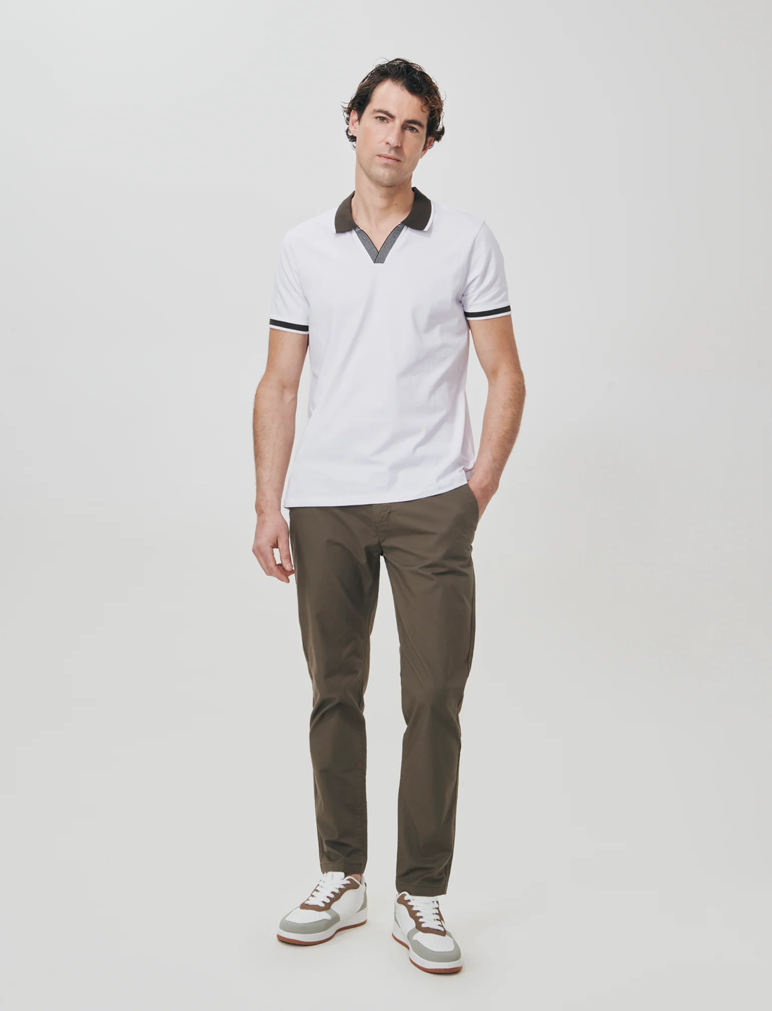 Pantaloni Chino Slim Fit in Cotone Stretch - Grigio fango - Image 4