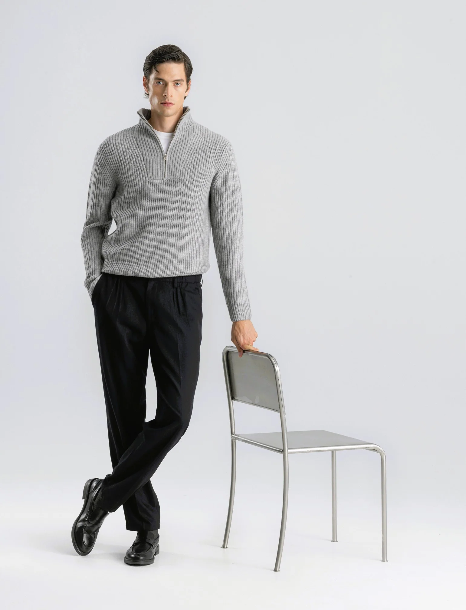 PANTALONI CHINO STRAIGHT FIT - Nero - Image 3