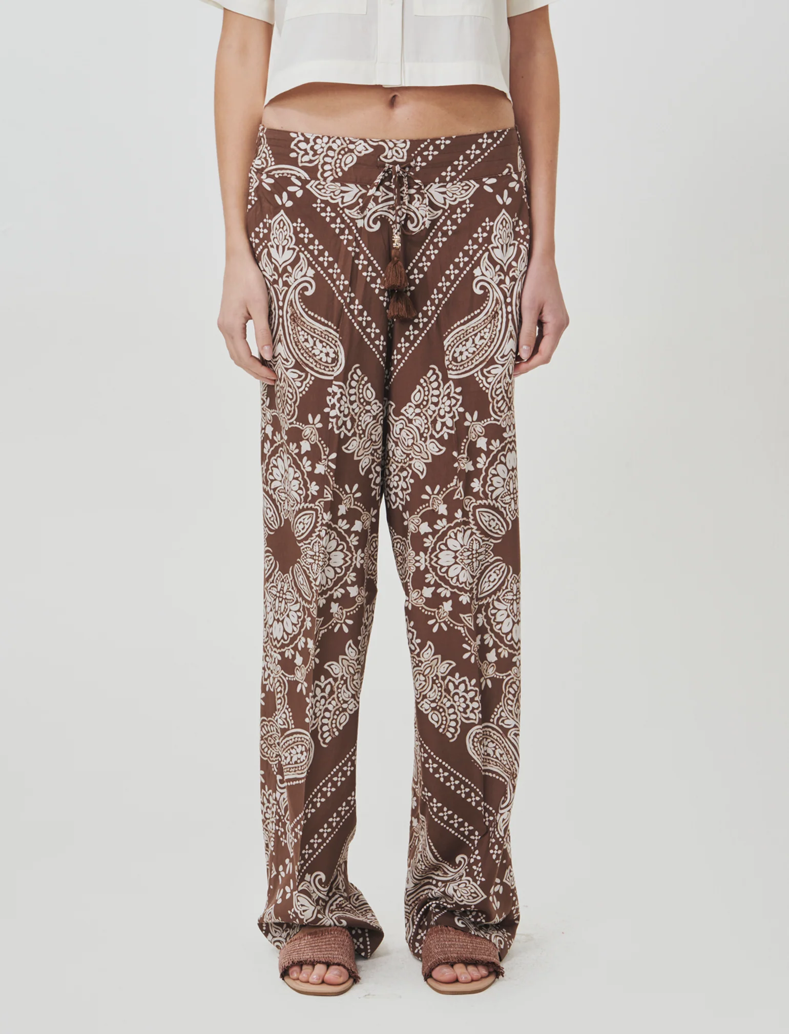 Pantaloni elasticizzati con coulisse vita - var 2 - Image 2