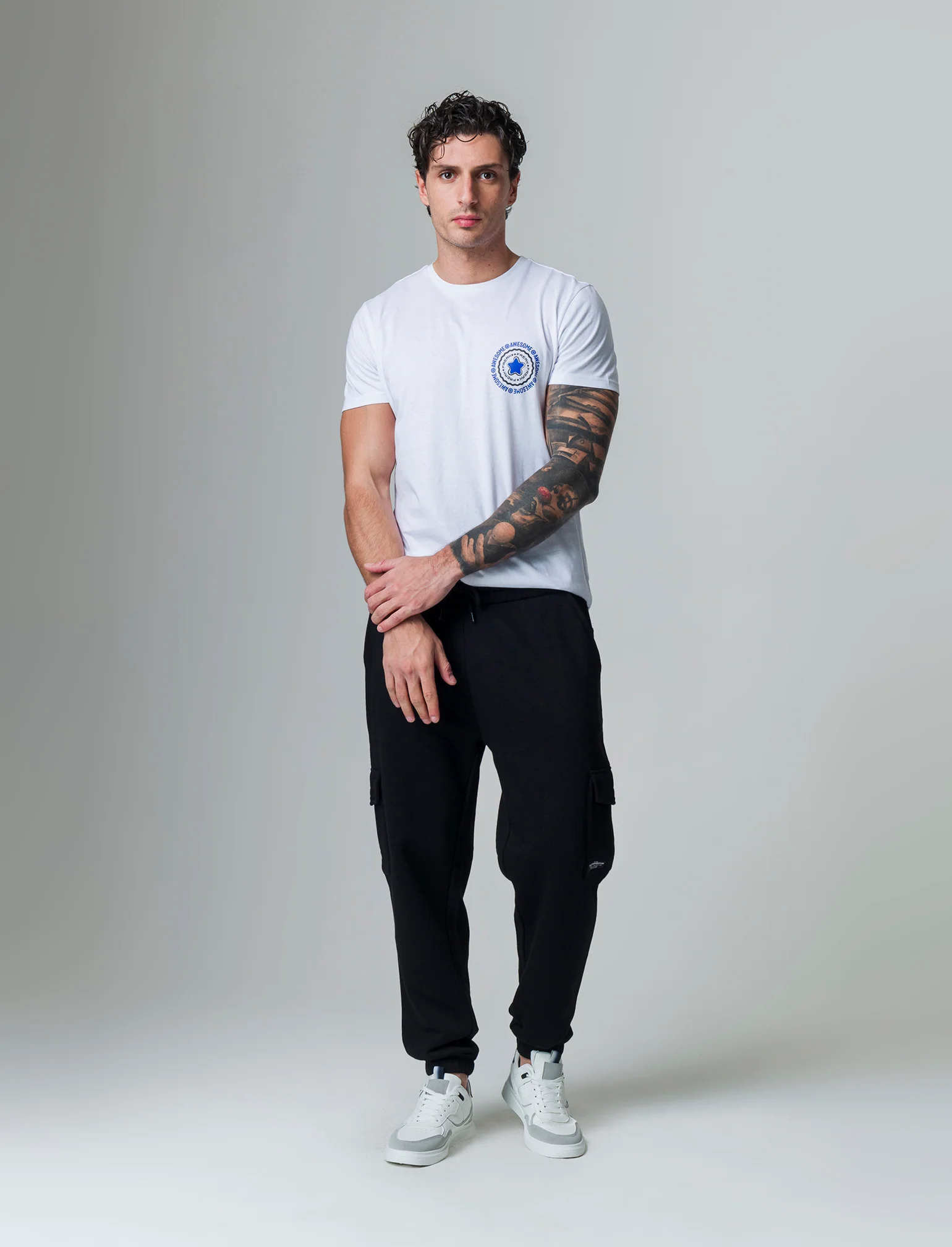 Pantaloni in felpa con tasconi da uomo - Nero - Image 3