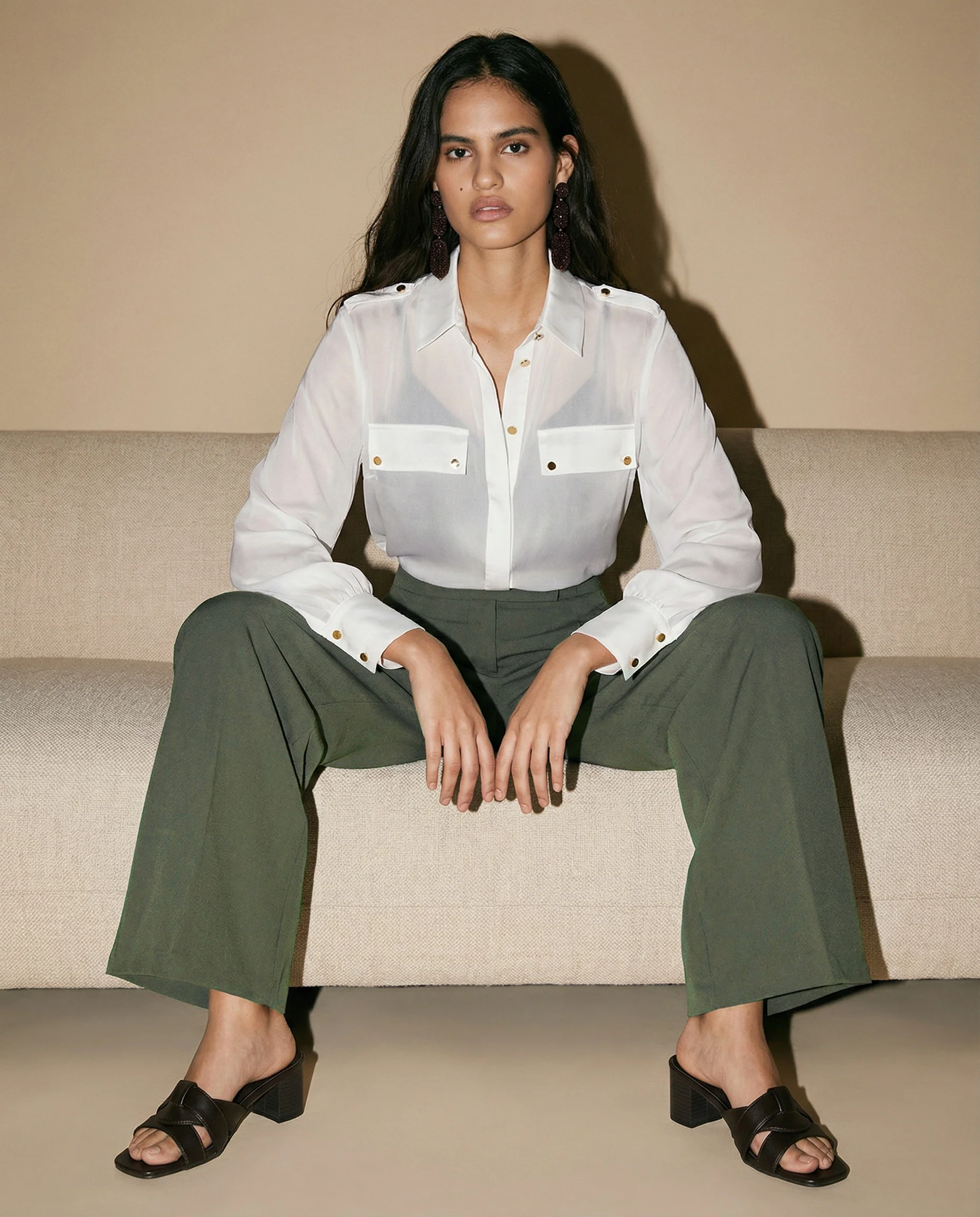Pantaloni Palazzo con Bottoni in Vita - militare - Image 3
