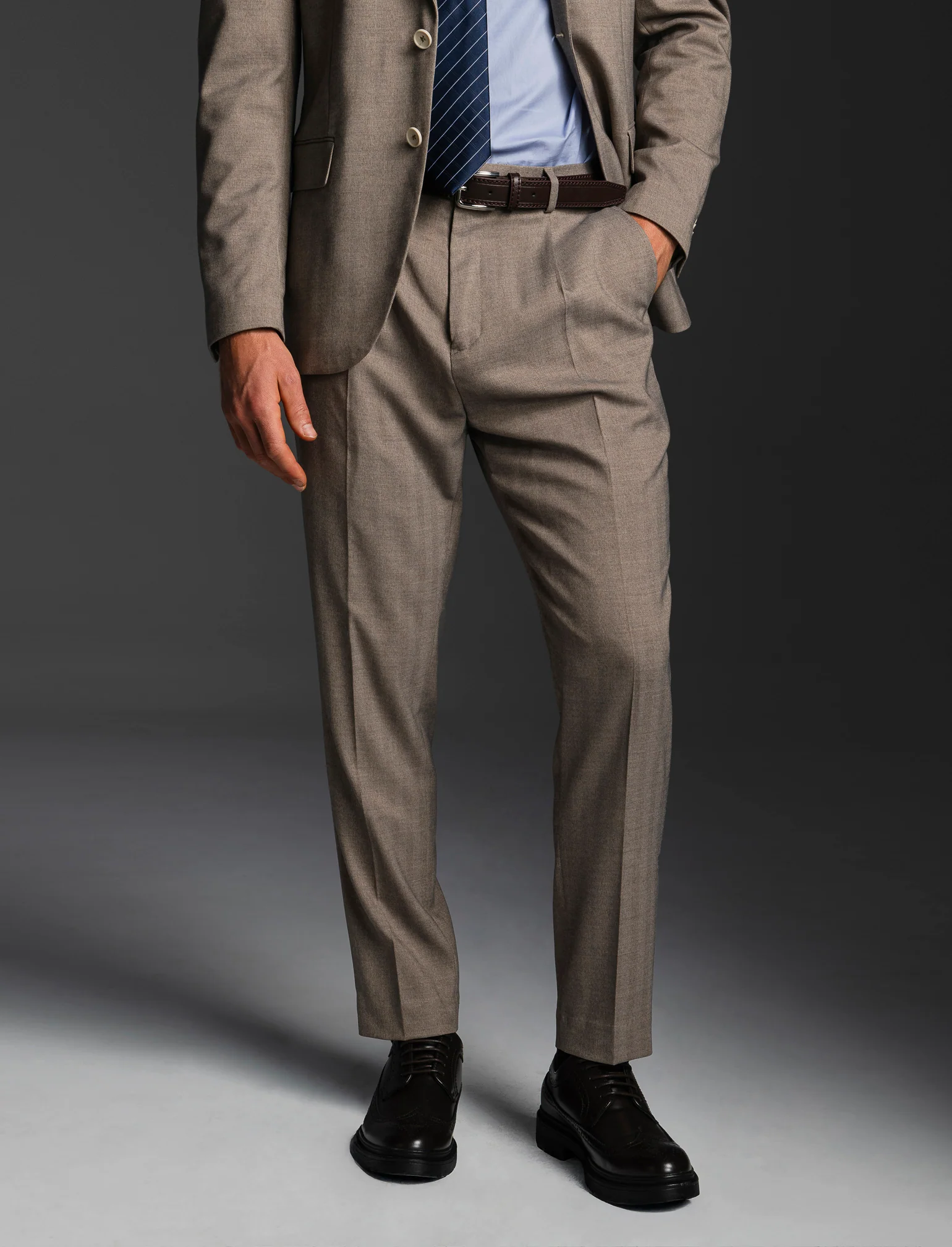PANTALONI STRUTTURATI DA COMPLETO FORMAL FIT: - Grigio tortora - Image 4