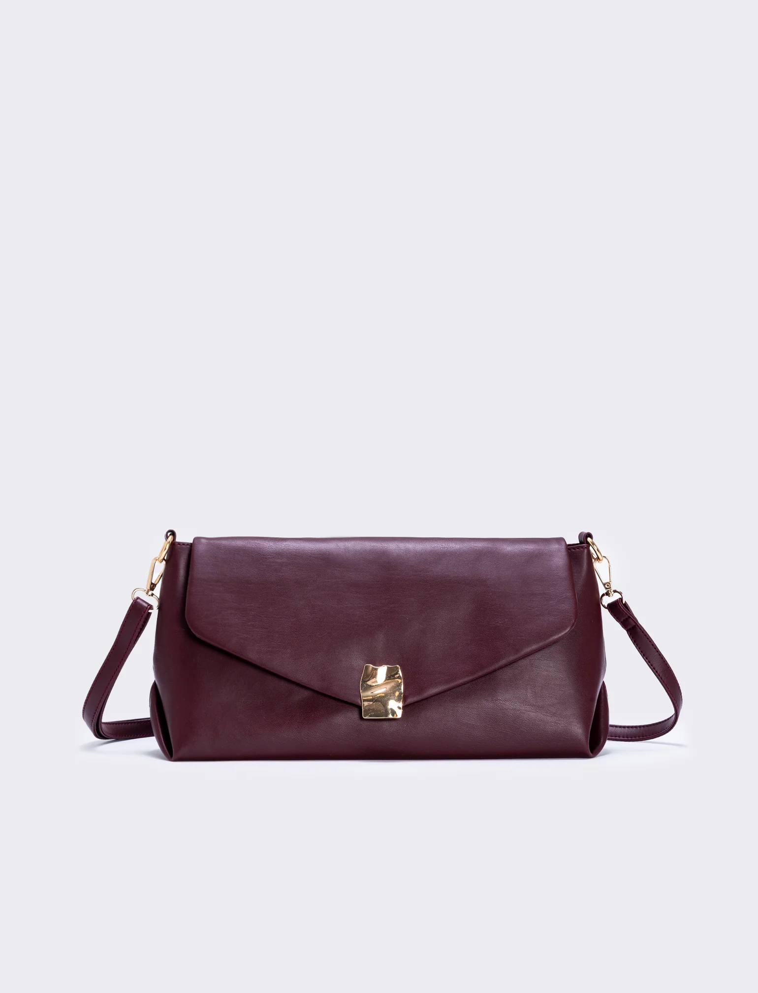 Pochettone effetto pelle con patta - Bordeaux