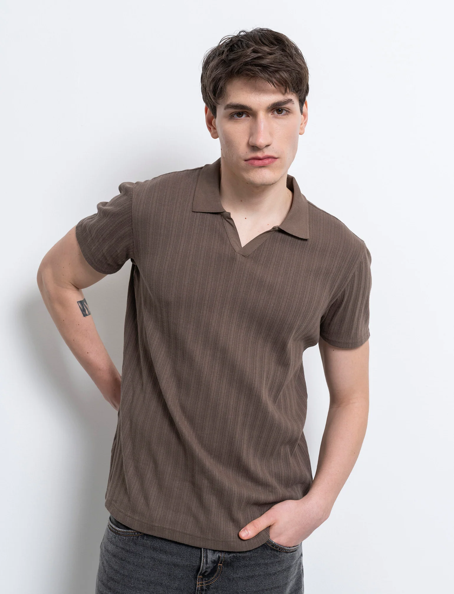Polo struttura jacquard effetto maglia da uomo - Grigio fango - Image 2