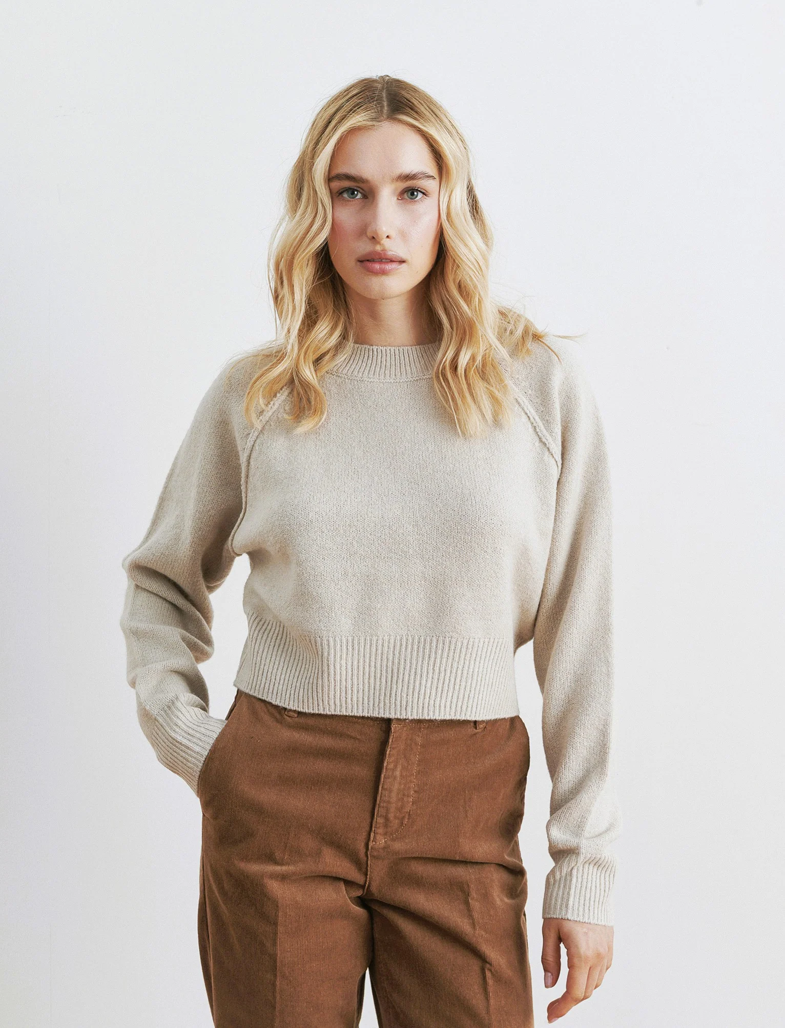 PULLOVER CROP CON CUCITURE IN RILIEVO - Beige grano - Image 4