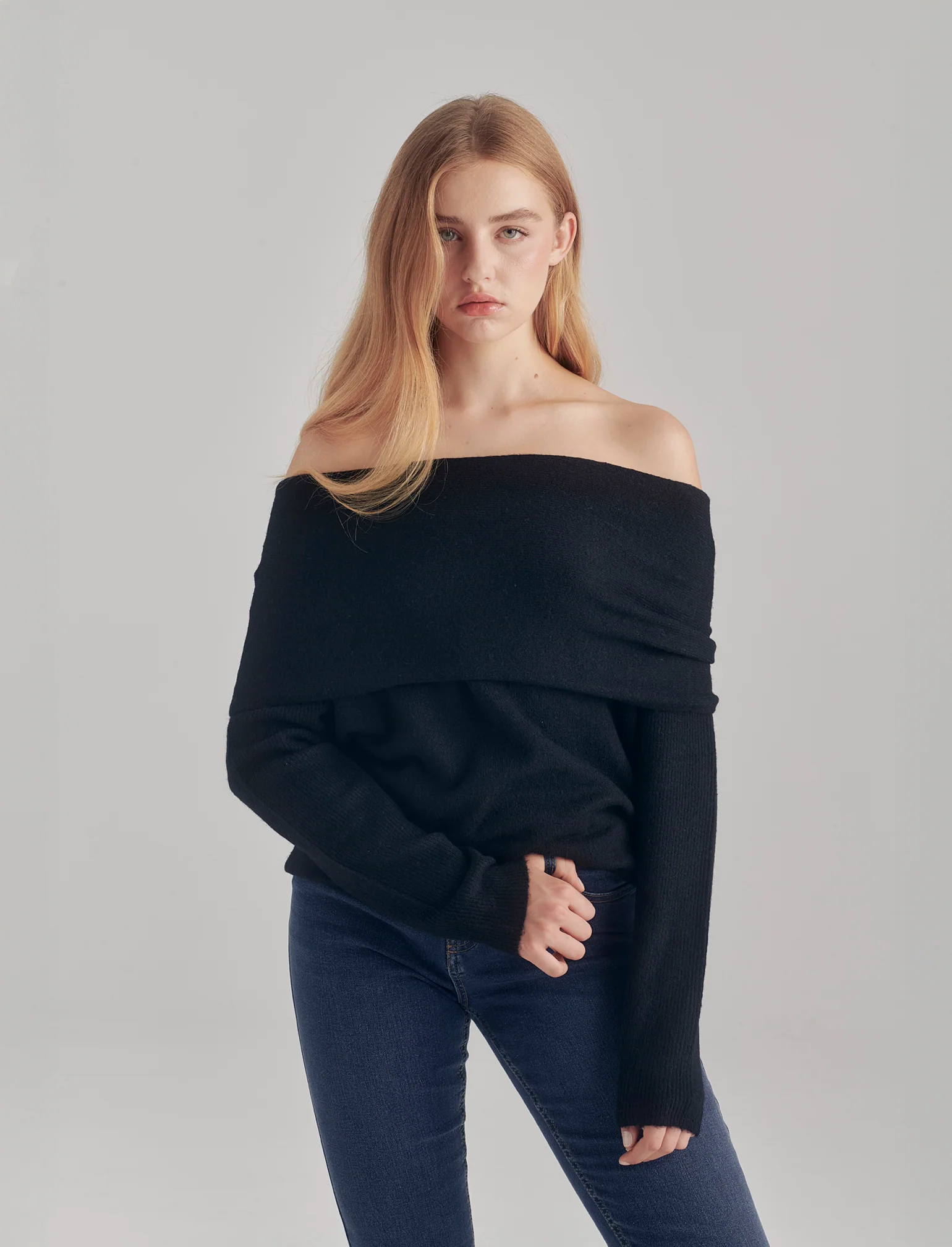 PULLOVER OFFSHOULDER - Nero - Image 3