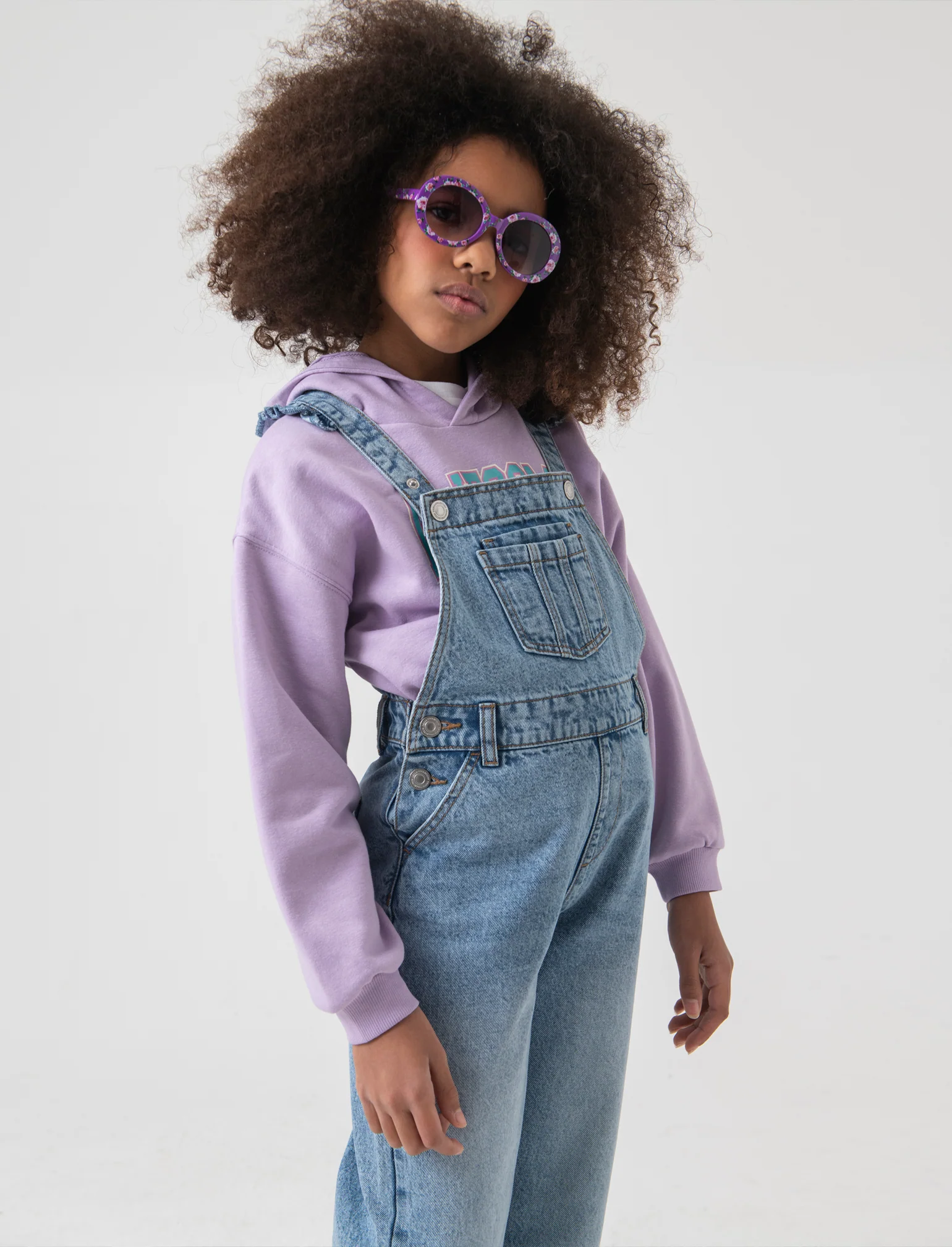 Salopette in denim da bambina - Denim - Image 2