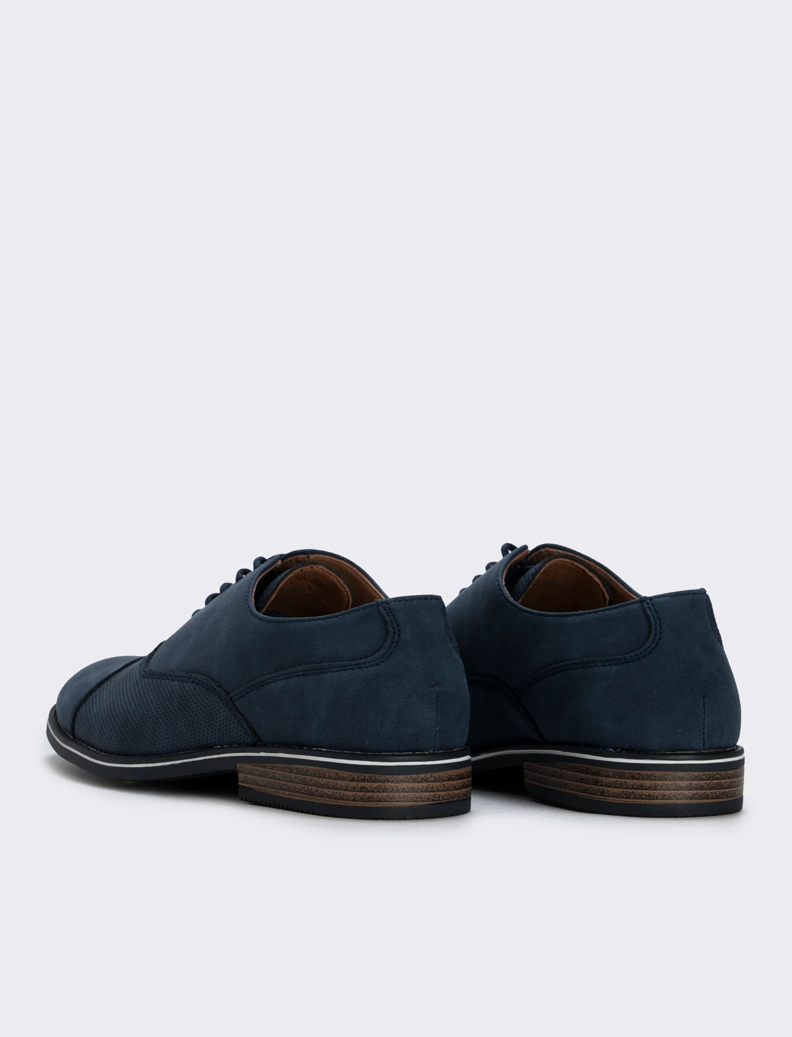 Scarpa stringata blu con suola a contrasto - Blu - Image 2