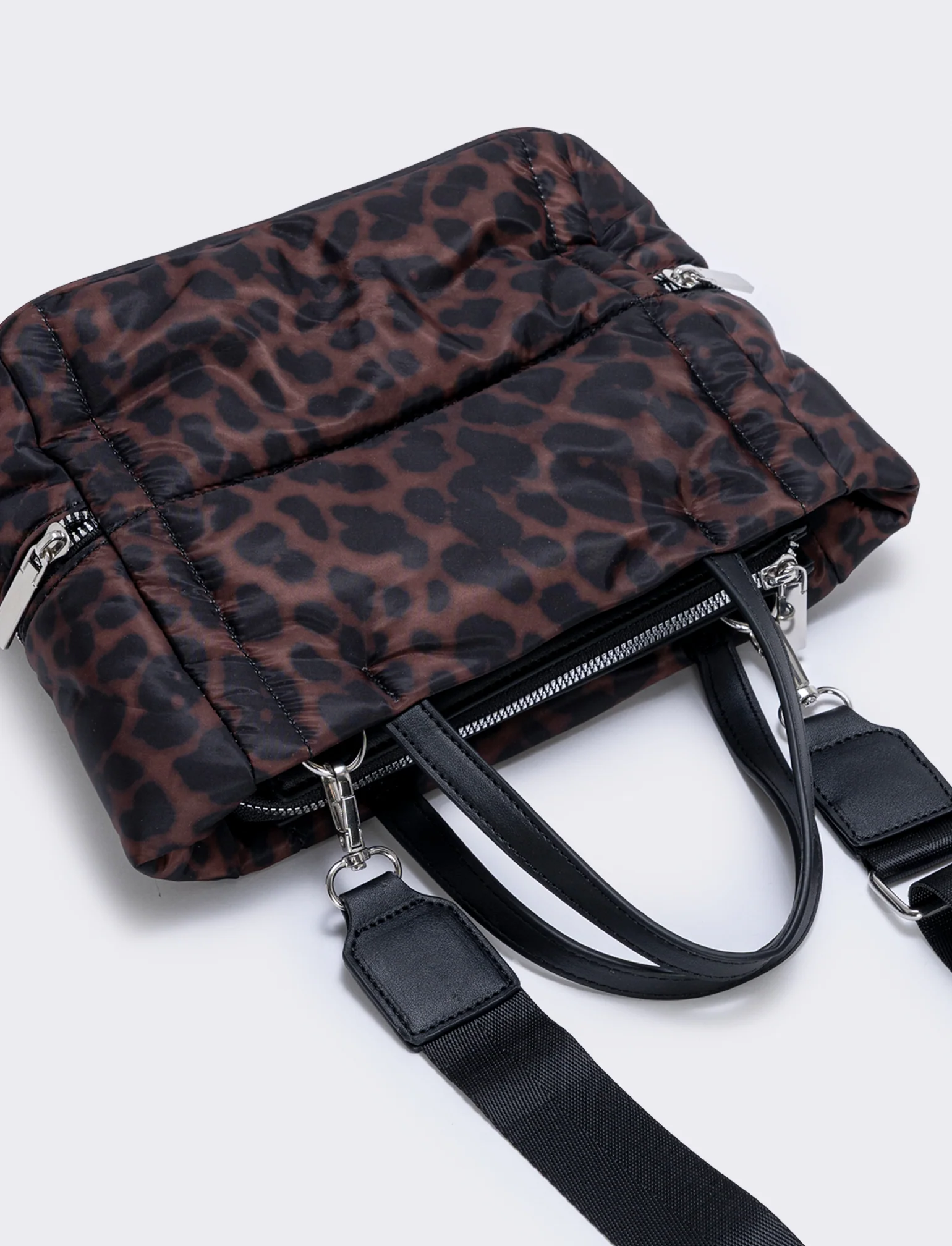 Shopper trapuntata con tasche laterali - Leopardato - Image 3