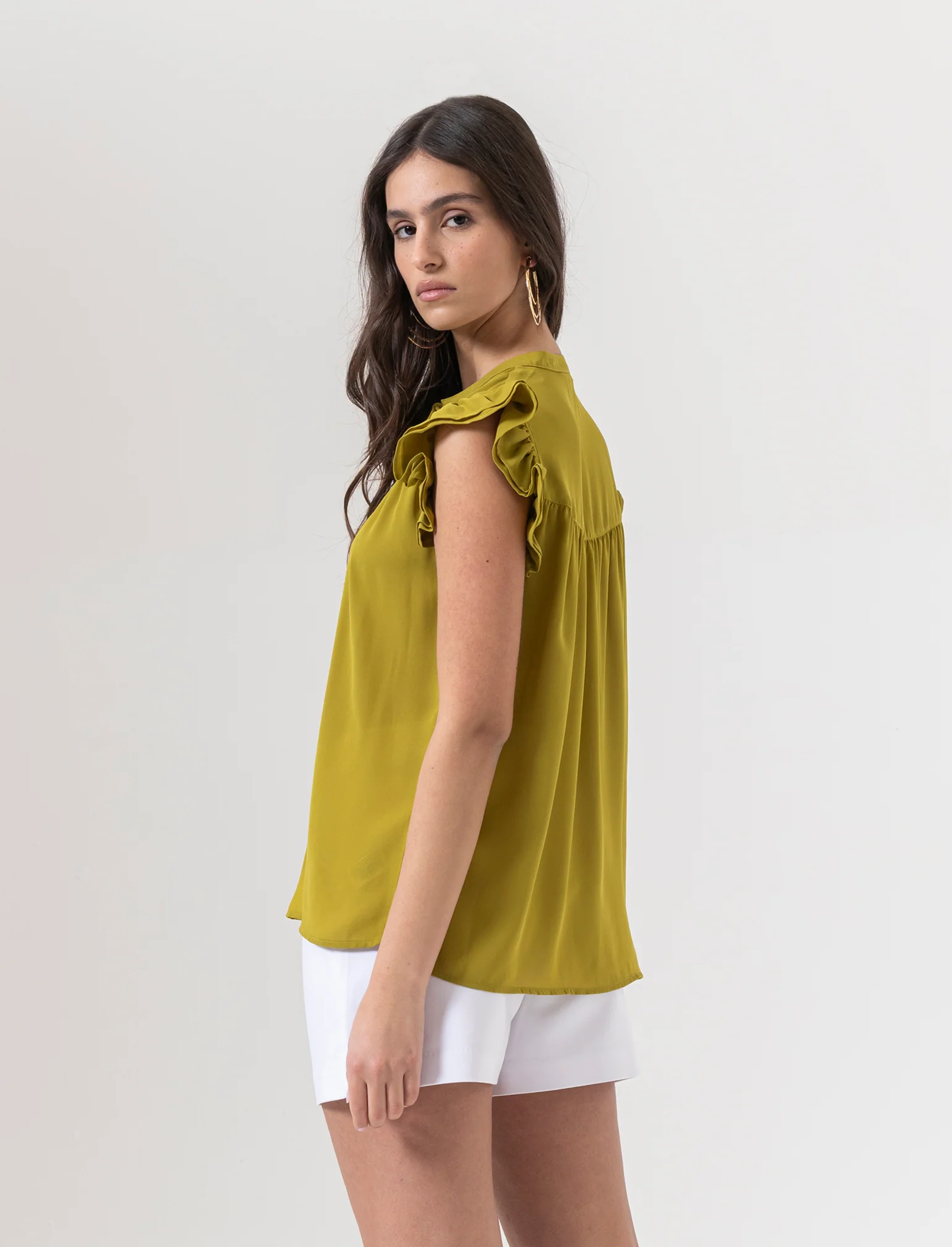 Short con bottoni da donna - Bianco