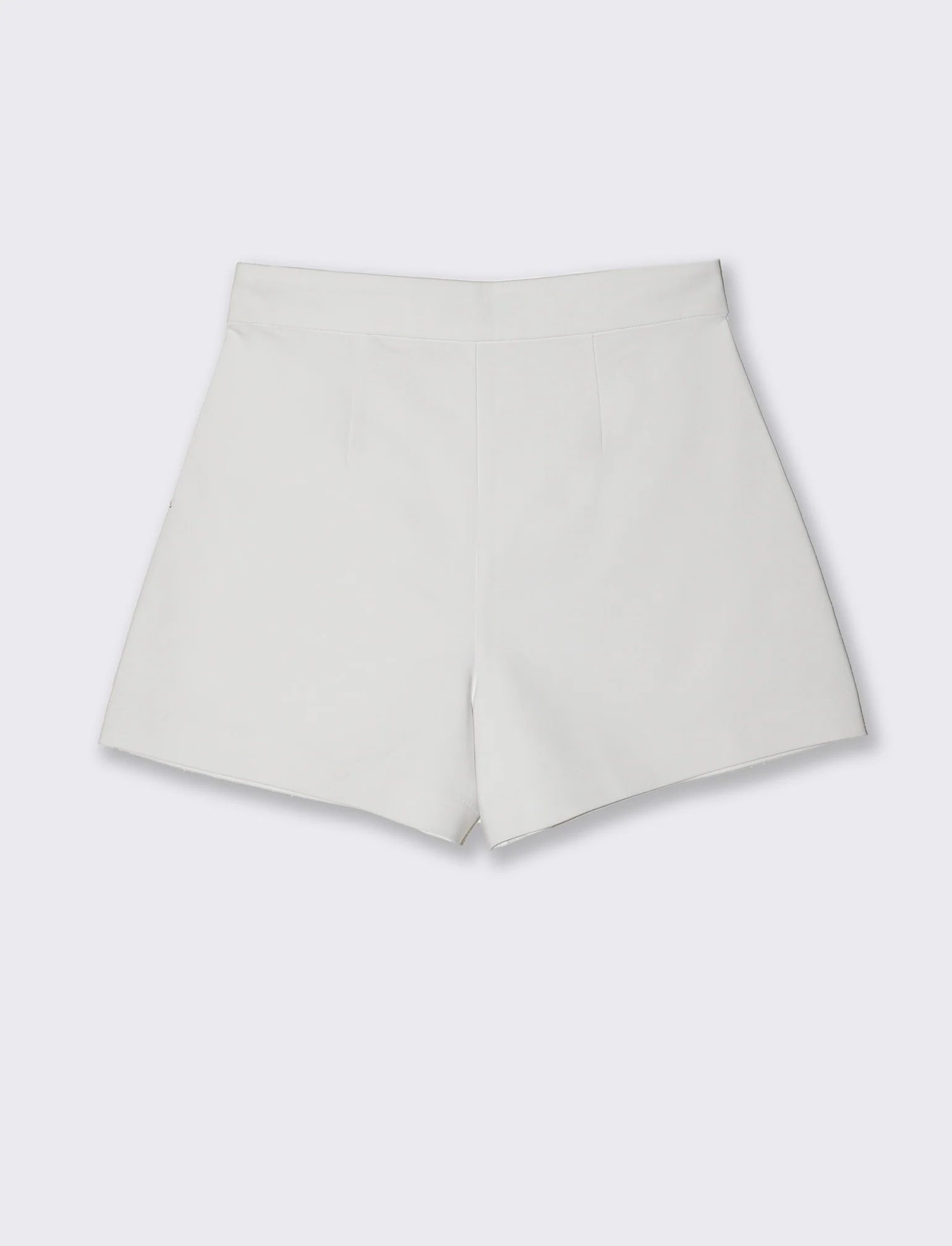 Short con bottoni da donna - Bianco - Image 5