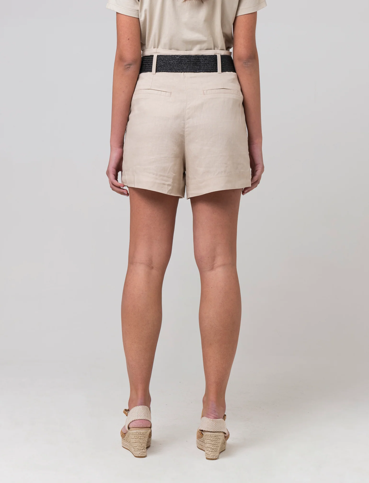 Short con cintura da donna - Beige corda - Image 4