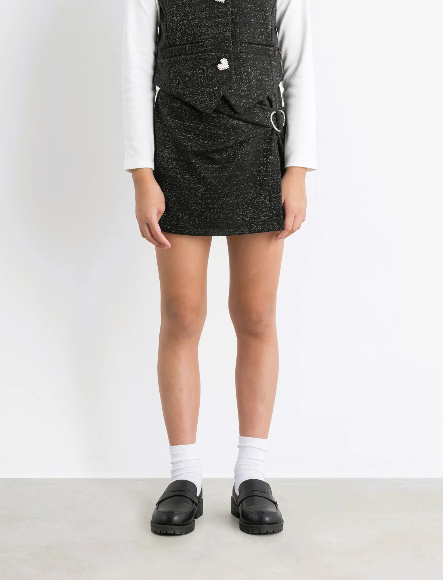 Short finta gonna in punto milano elastico con dettagli in fibra metallica. - Nero - Image 4