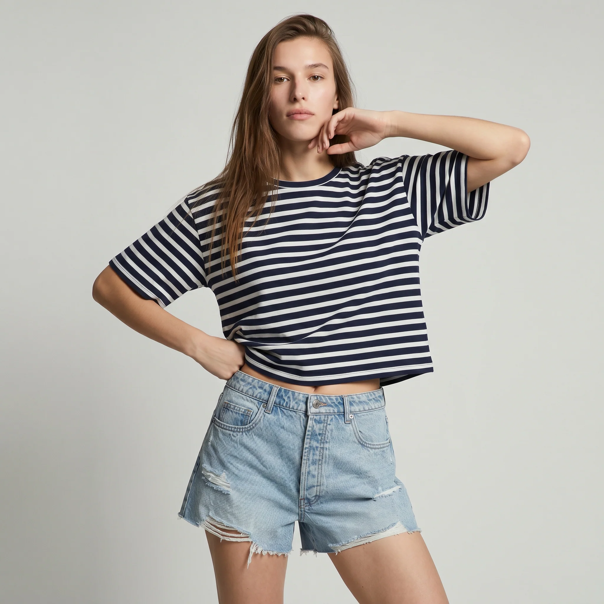 Short in denim a vita alta sfrangiato - Denim - Image 3