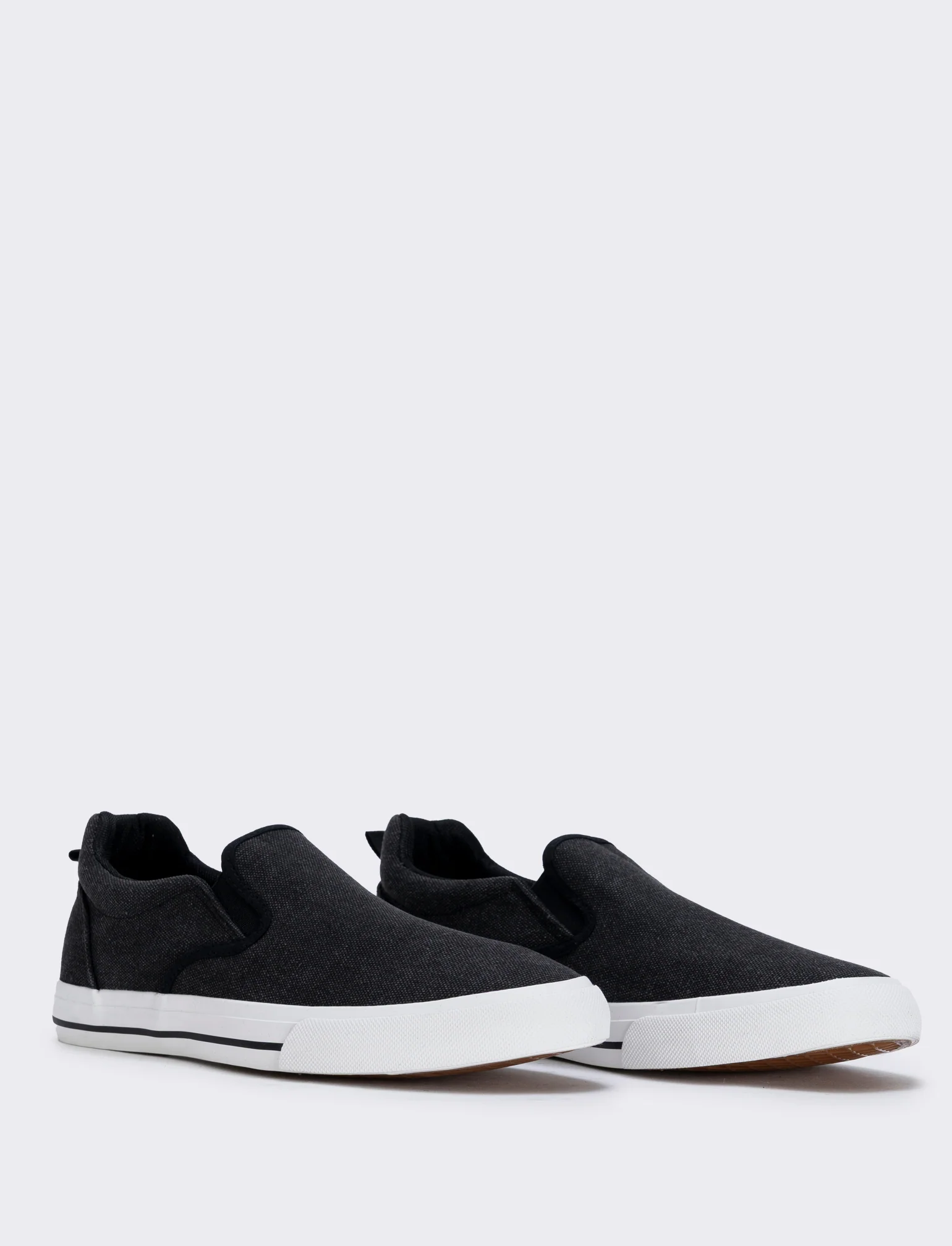 Slip-on in tela disponibili in due colori - Nero - Image 2