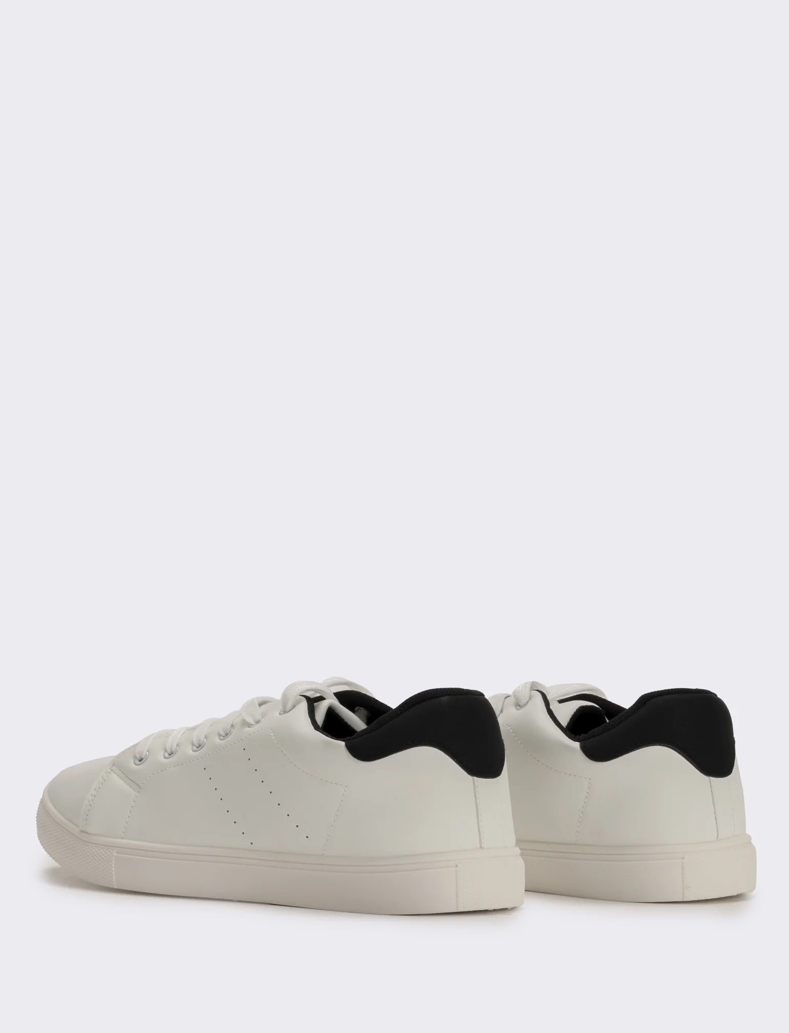 Sneakers bianche uomo con dettagli neri - Bianco - Image 3
