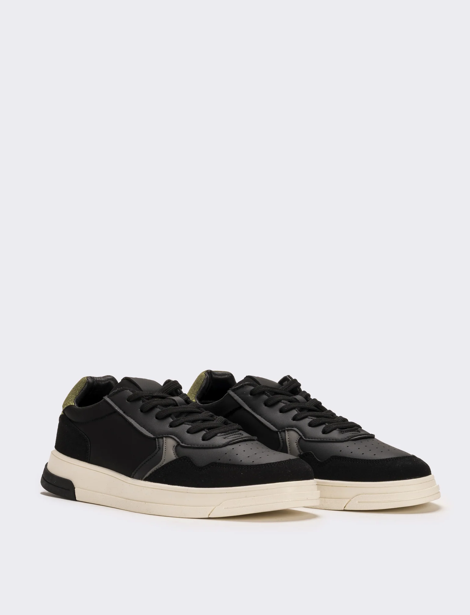 Sneakers con dettaglio sul tallone da uomo - Nero-verde - Image 3