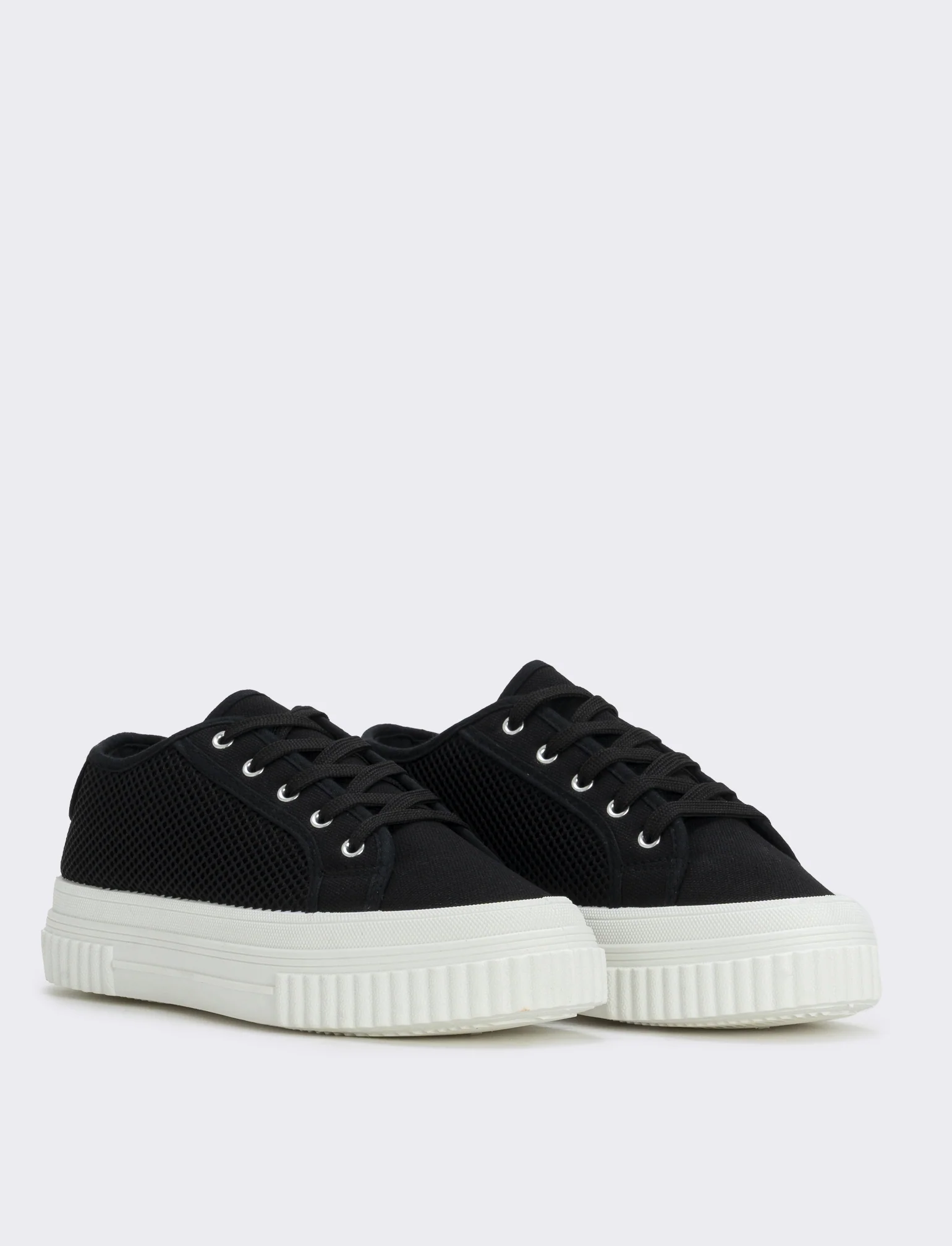 Sneakers da effetto rete in due colori - Nero - Image 3