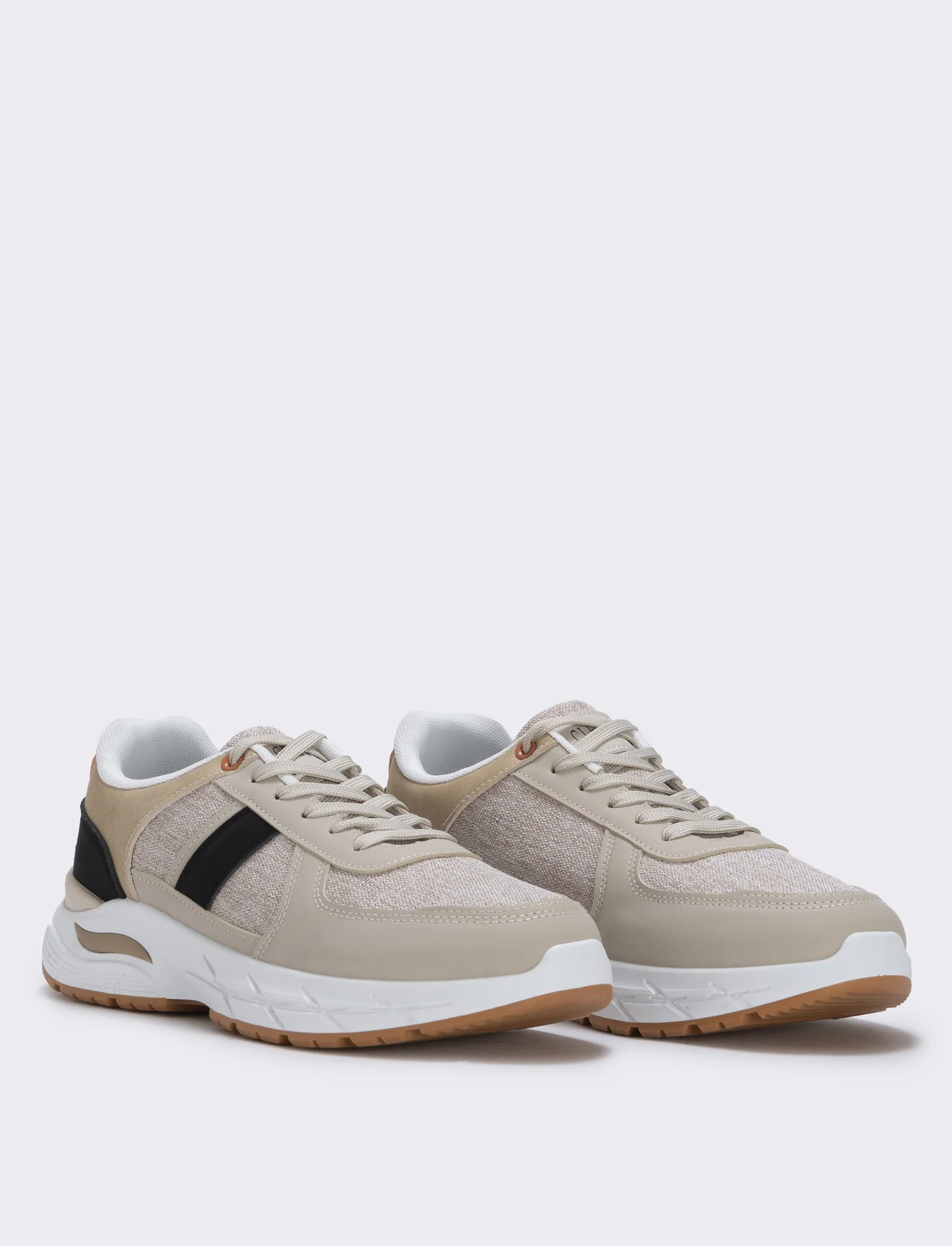 Sneakers retrÃ² beige con dettagli a contrasto - Cammello - Image 3
