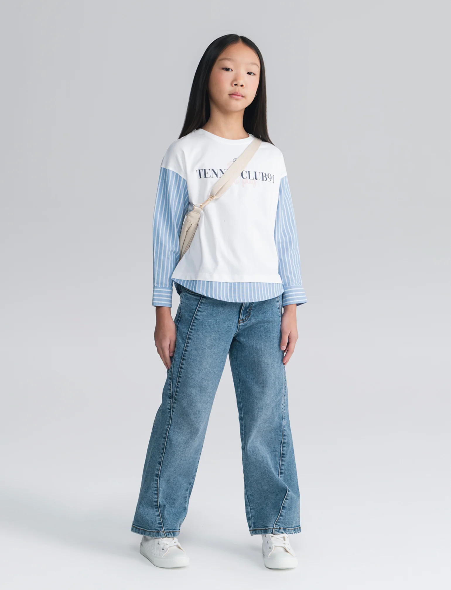 T-shirt bambina con maniche a contrasto - Righe - Image 4