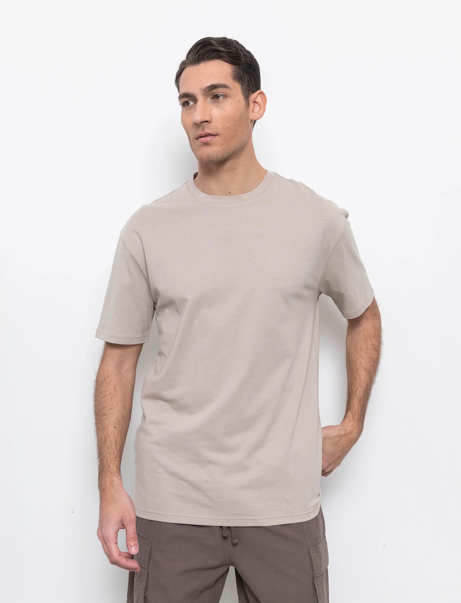 T-shirt basic in cotone boxy fit da uomo - Beige