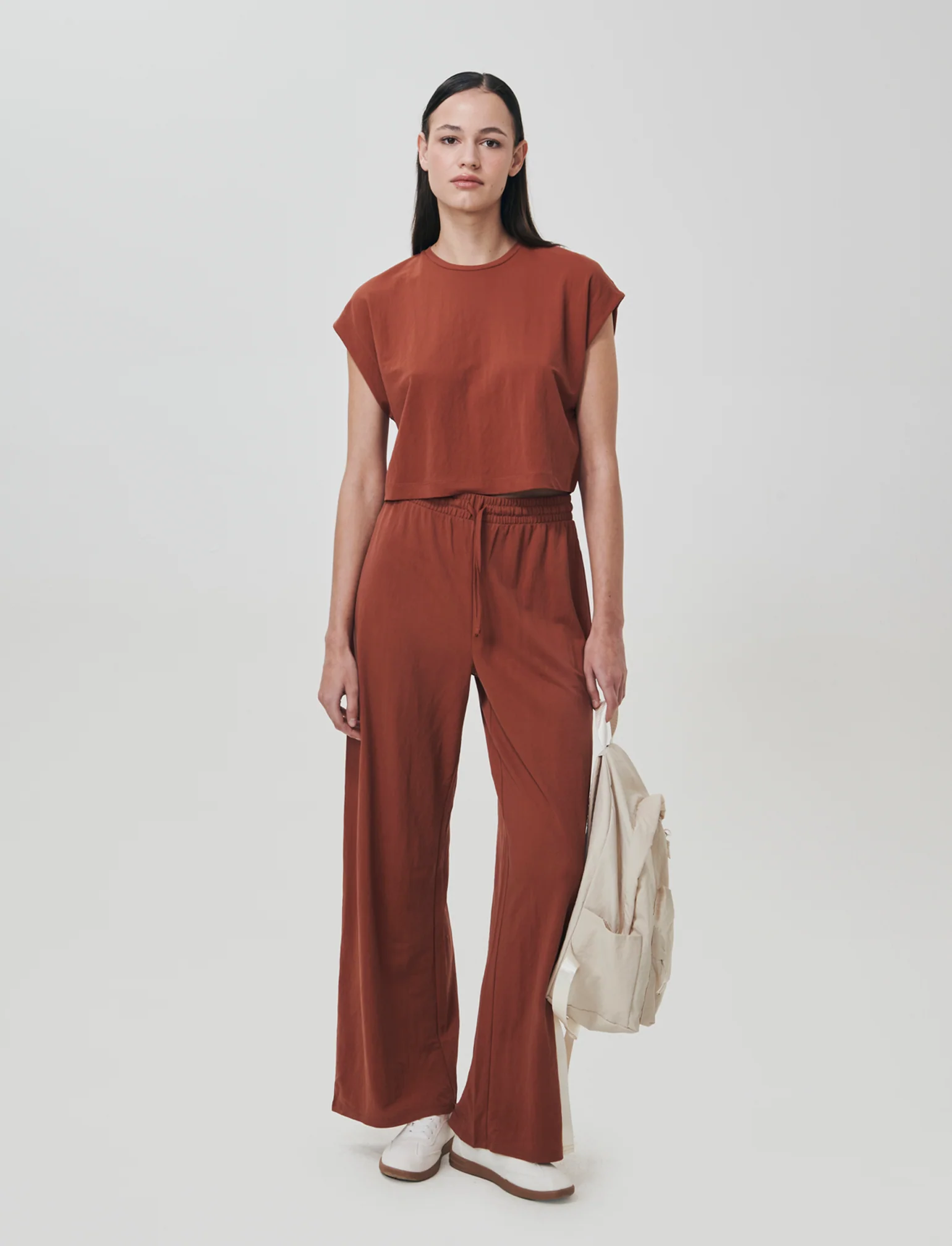 T-Shirt Basica Manica Corta Crop - Cognac