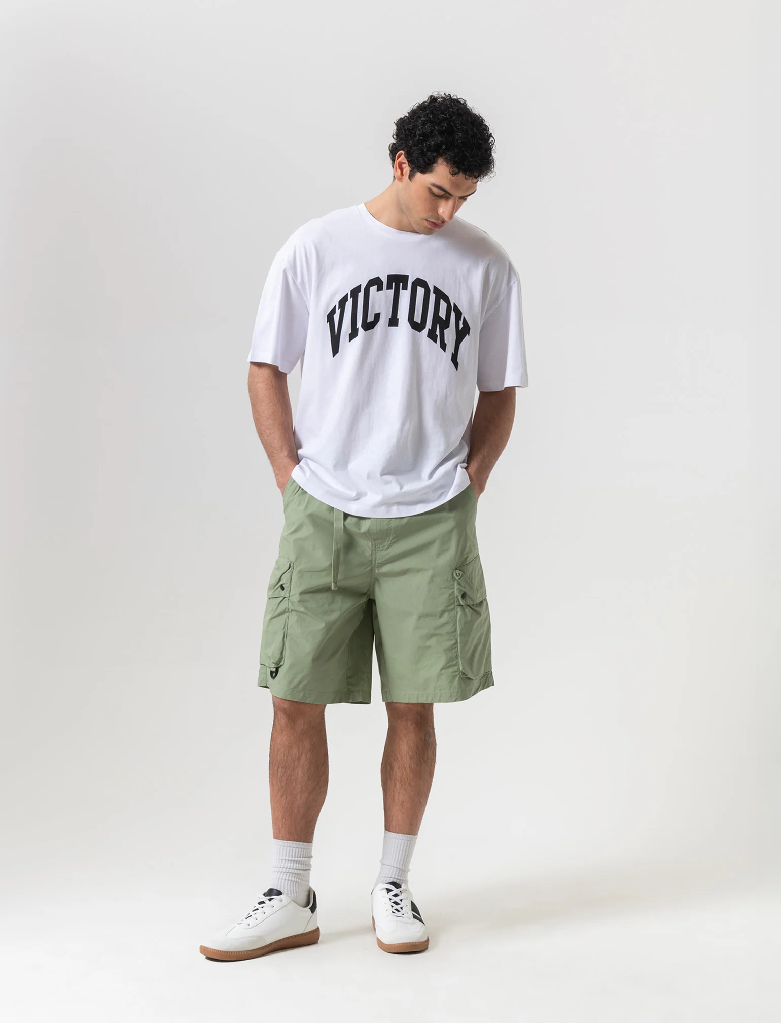 T-shirt boxy fit con stampa da uomo - Bianco - Image 3