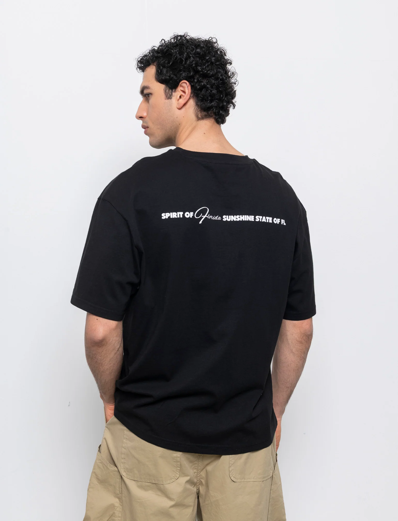 T-shirt boxy fit con stampa da uomo - Nero - Image 2