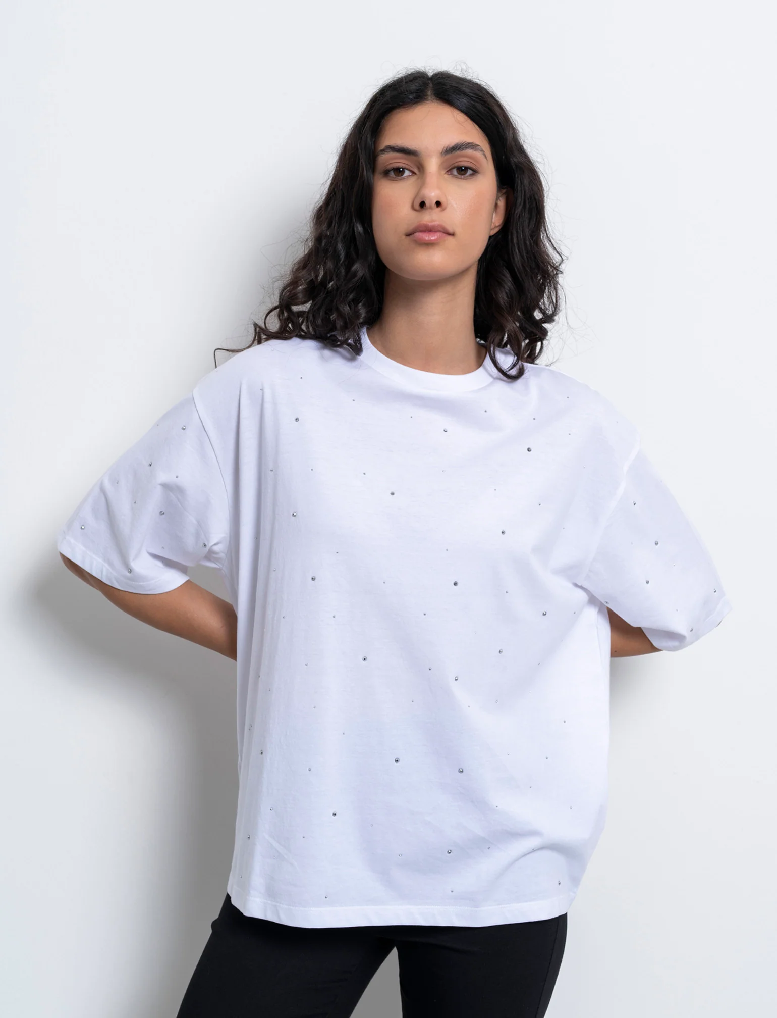 T-shirt con applicazioni da donna - Bianco - Image 2
