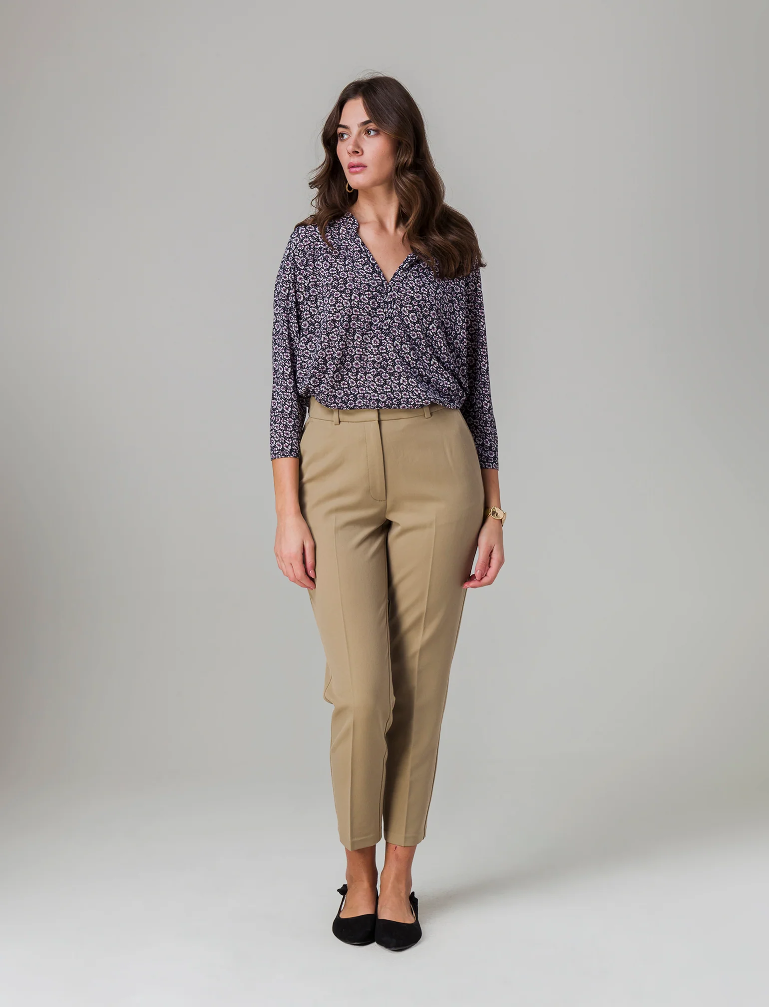 T-shirt con collo alla coreana da donna - var 1 - Image 2