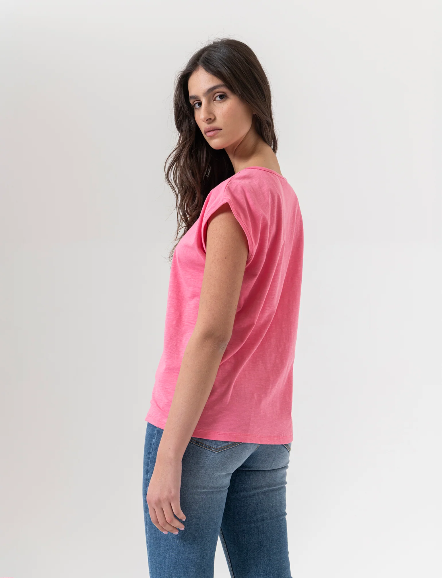 T-shirt con incrocio da donna - Geranio