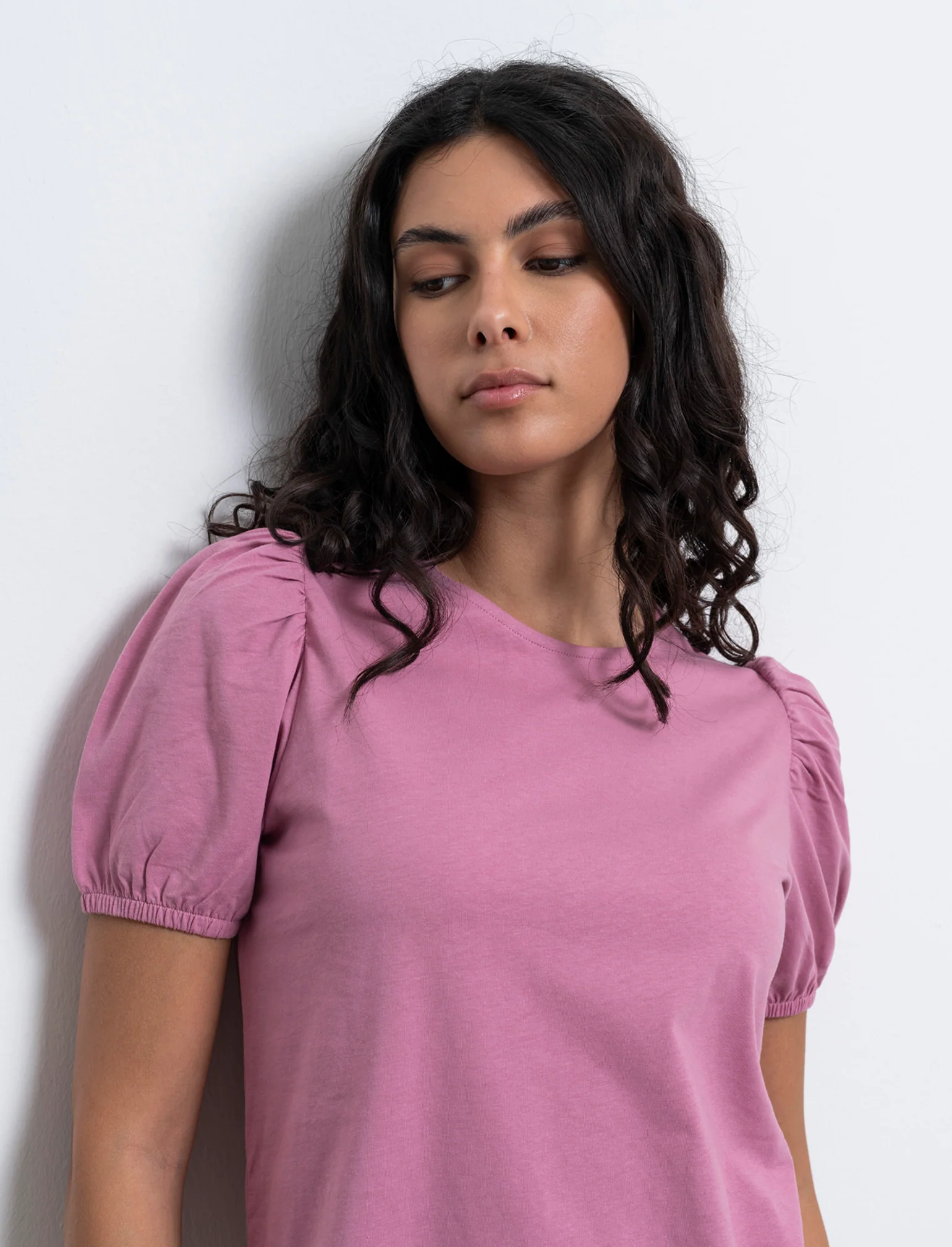 T-shirt con manica a sbuffo da donna - Rosa polvere - Image 3