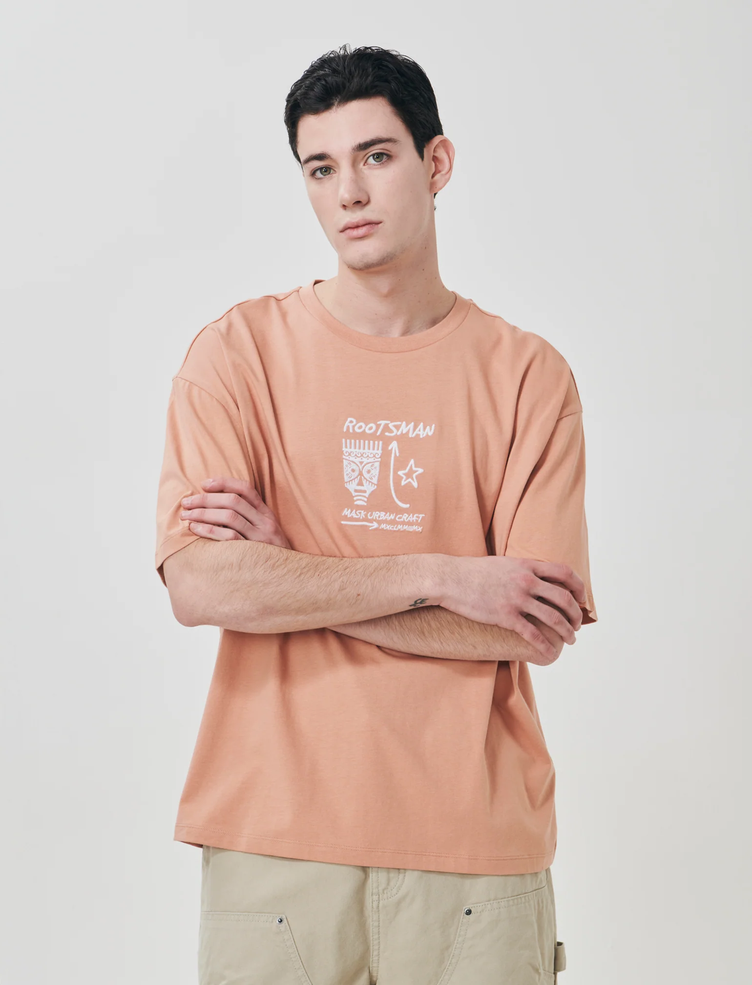T-shirt con ricamo e stampa originale - Rosa salmone - Image 3