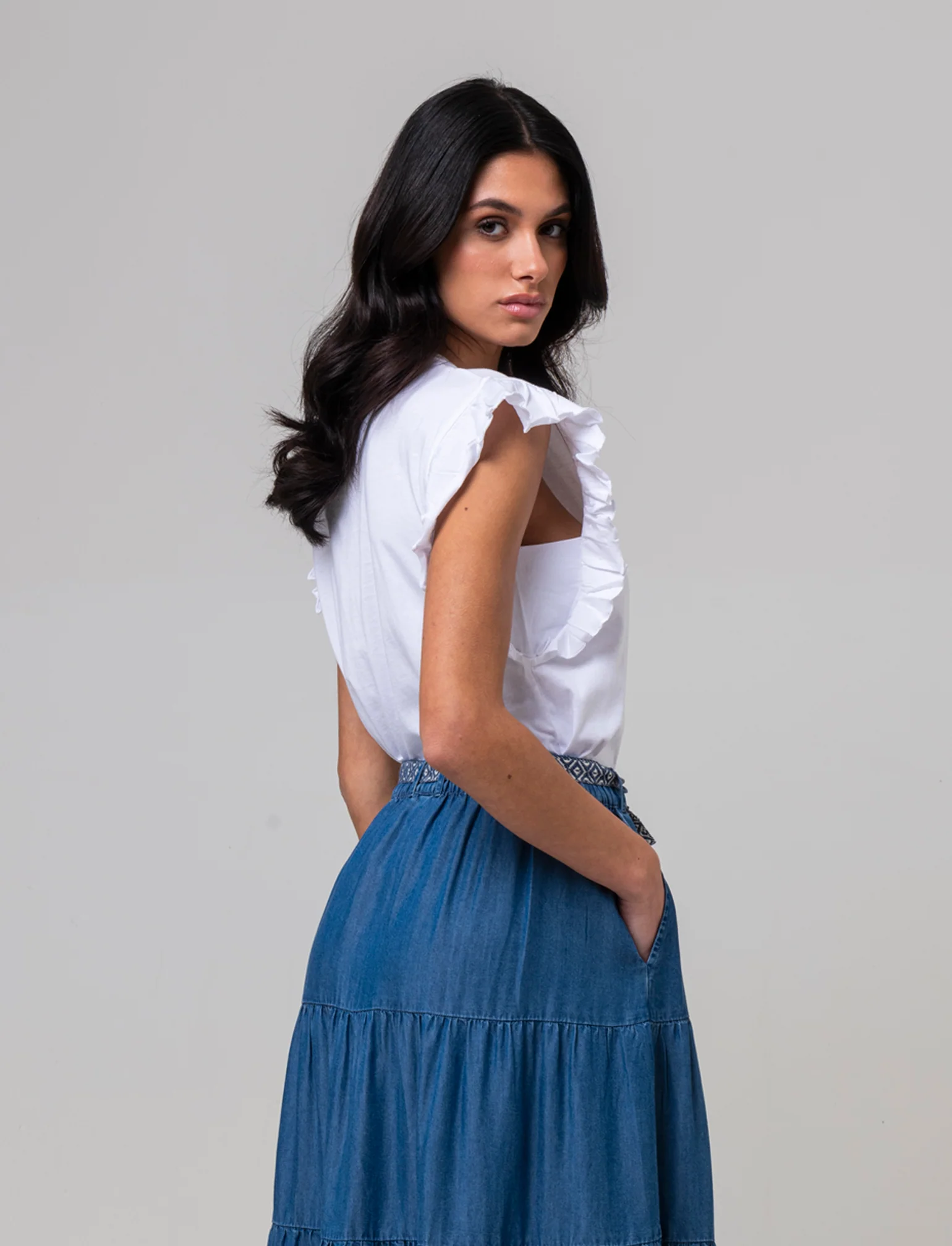 T-shirt con rouches da donna - Bianco - Image 2