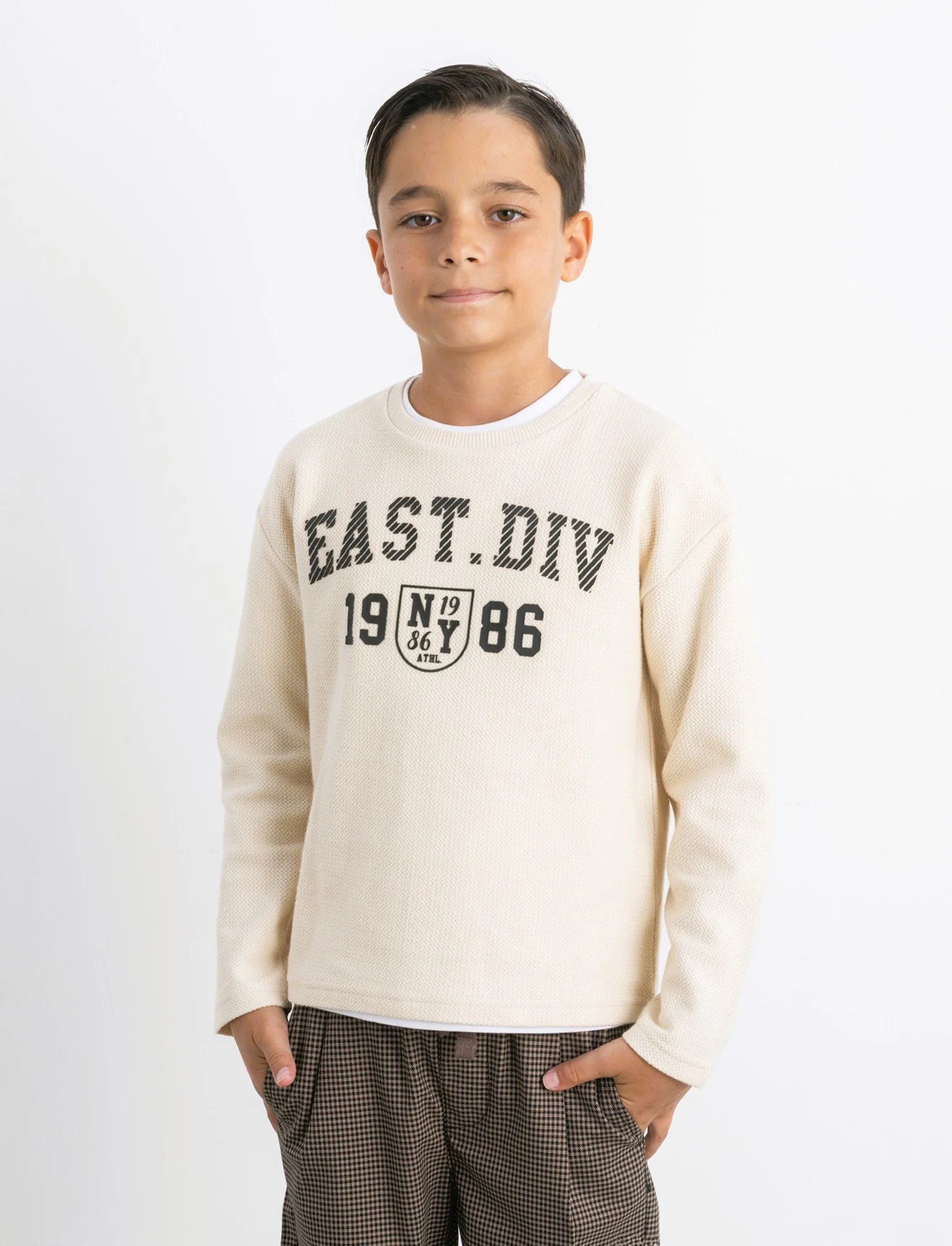 T-SHIRT CON STAMPA - Beige - Image 4