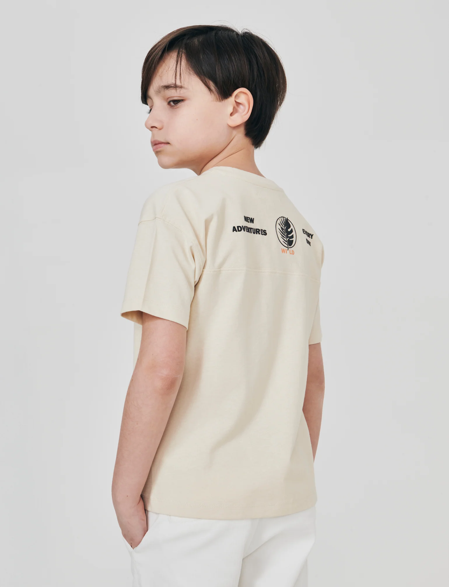T-Shirt con stampe per ogni occasione - Beige - Image 2