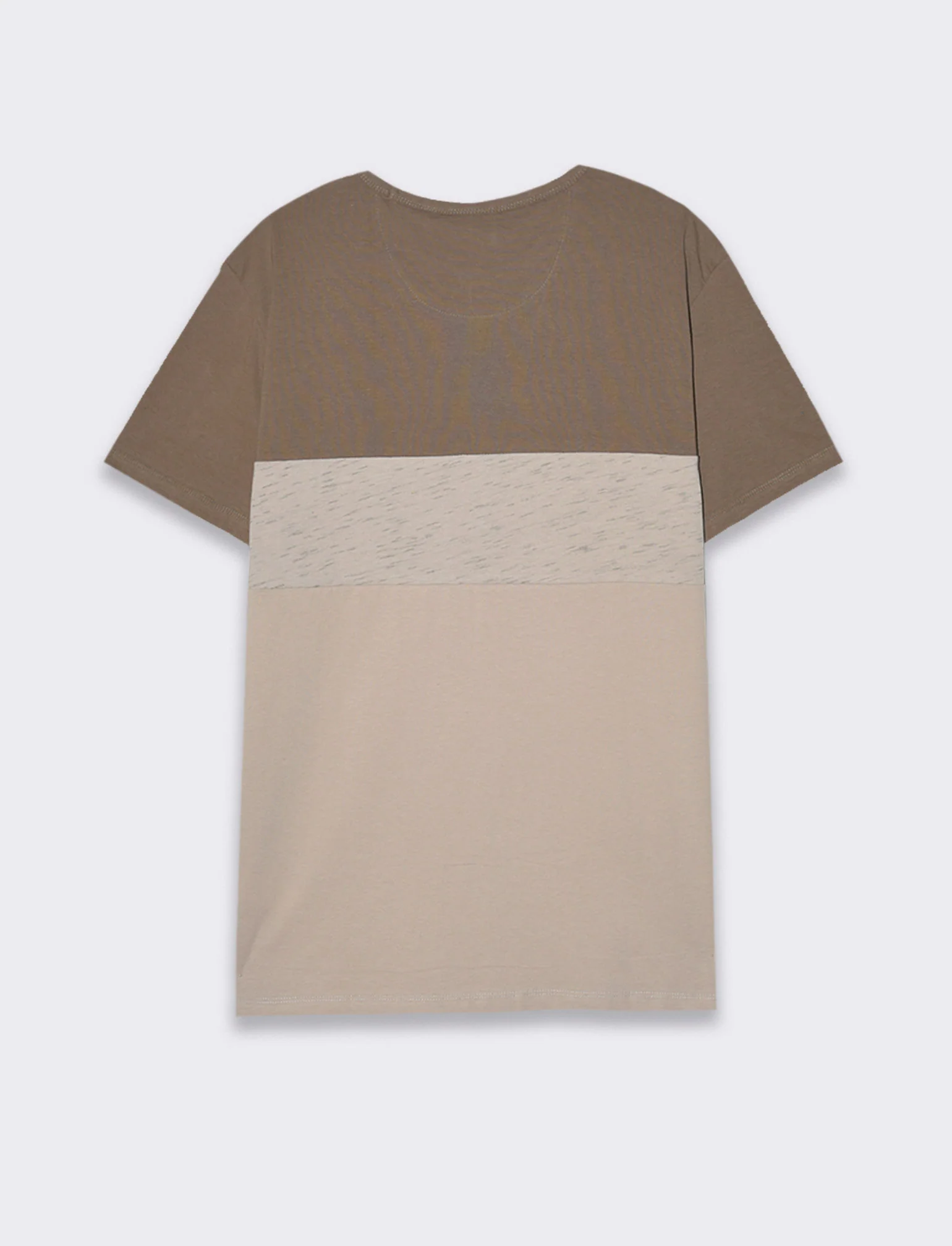 T-shirt con taschino da uomo - Grigio fango - Image 5