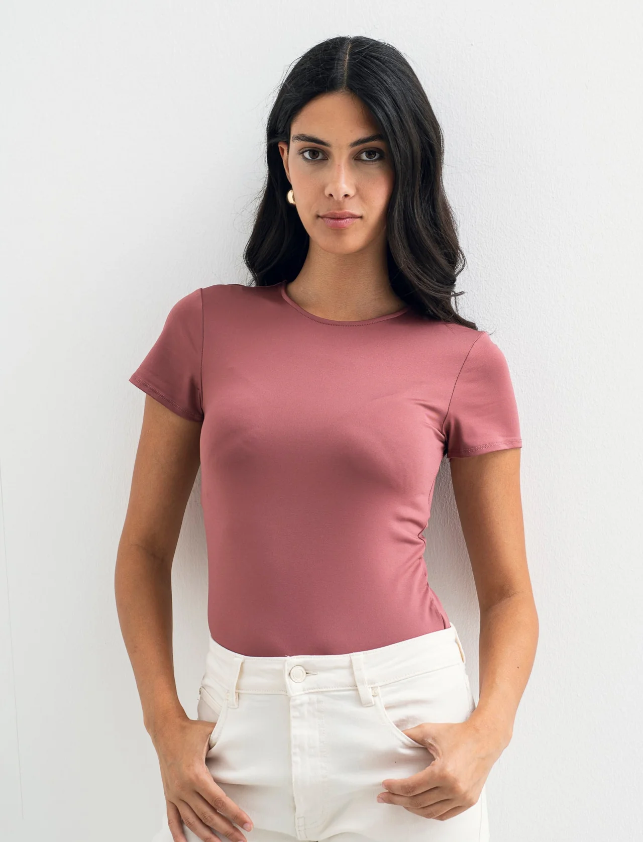 T-SHIRT CON TESSUTO ELASTICO - Rosso mattone - Image 3