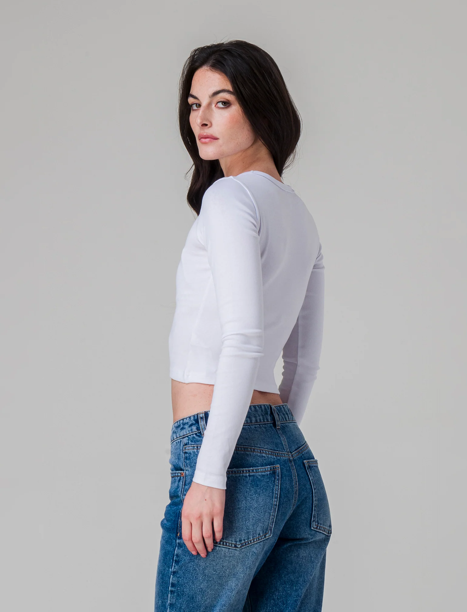 T-shirt crop manica lunga da donna - var 2 - Image 2