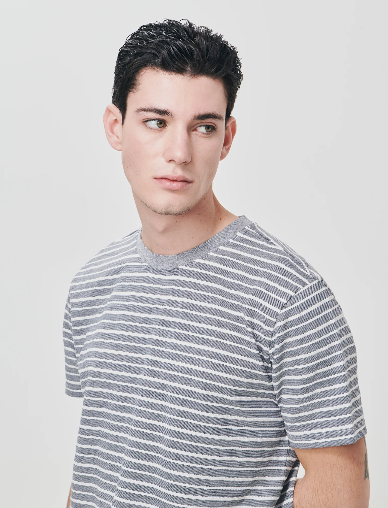 T-shirt girocollo a righe jacquard - Blu - Image 4