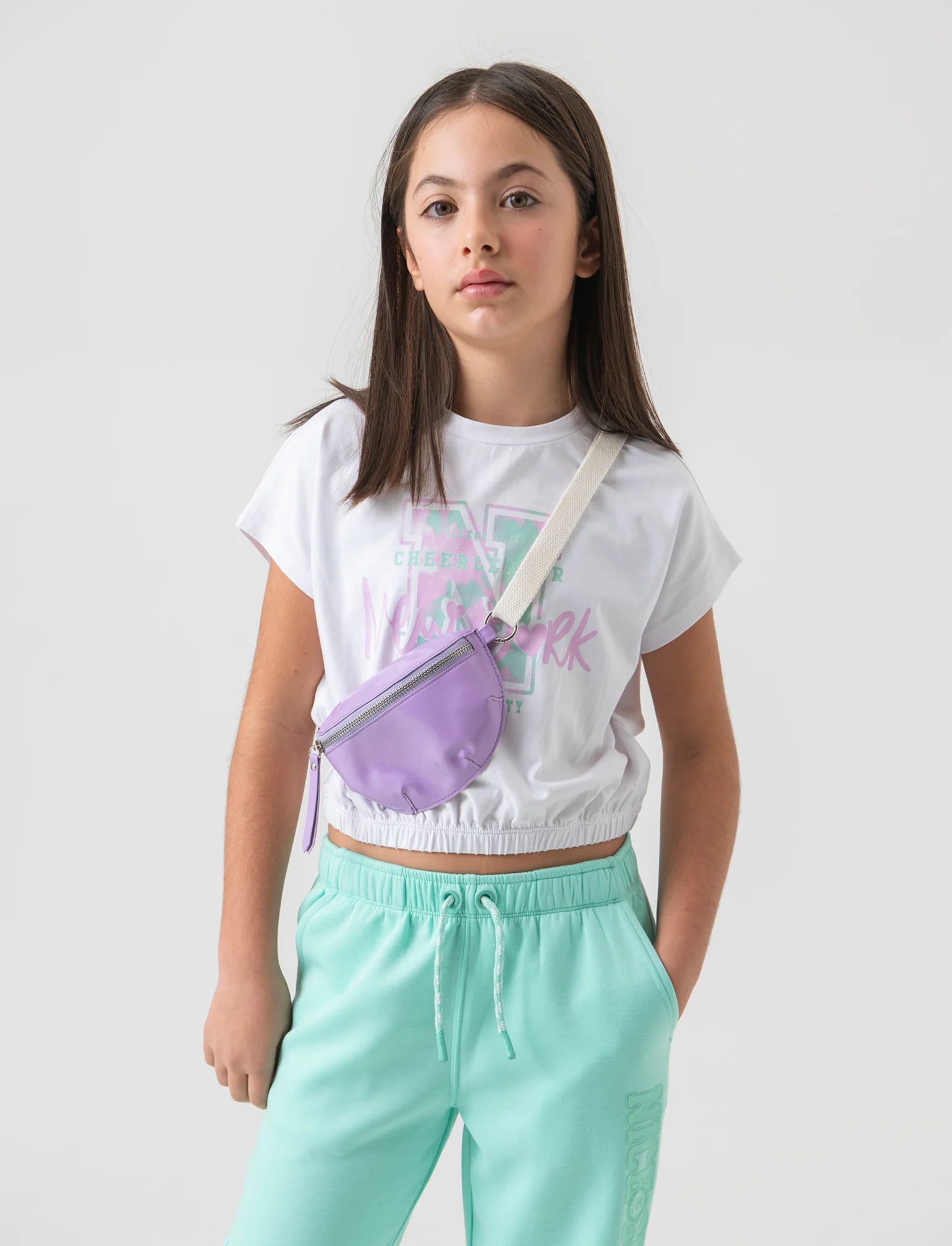 T-shirt giromanica con elastico in vita da bambina - Bianco