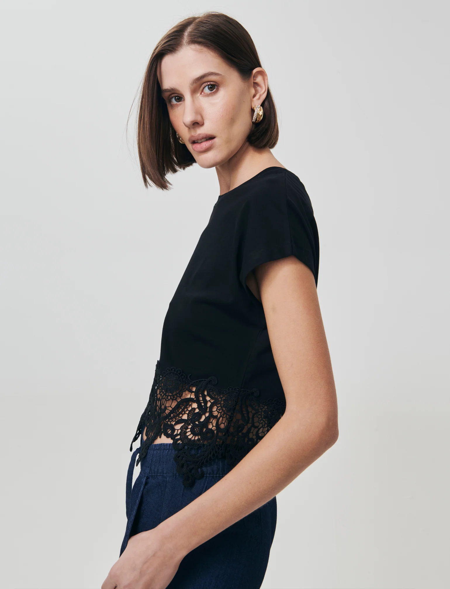 T-Shirt in Cotone con Pizzo al Fondo - Nero - Image 3