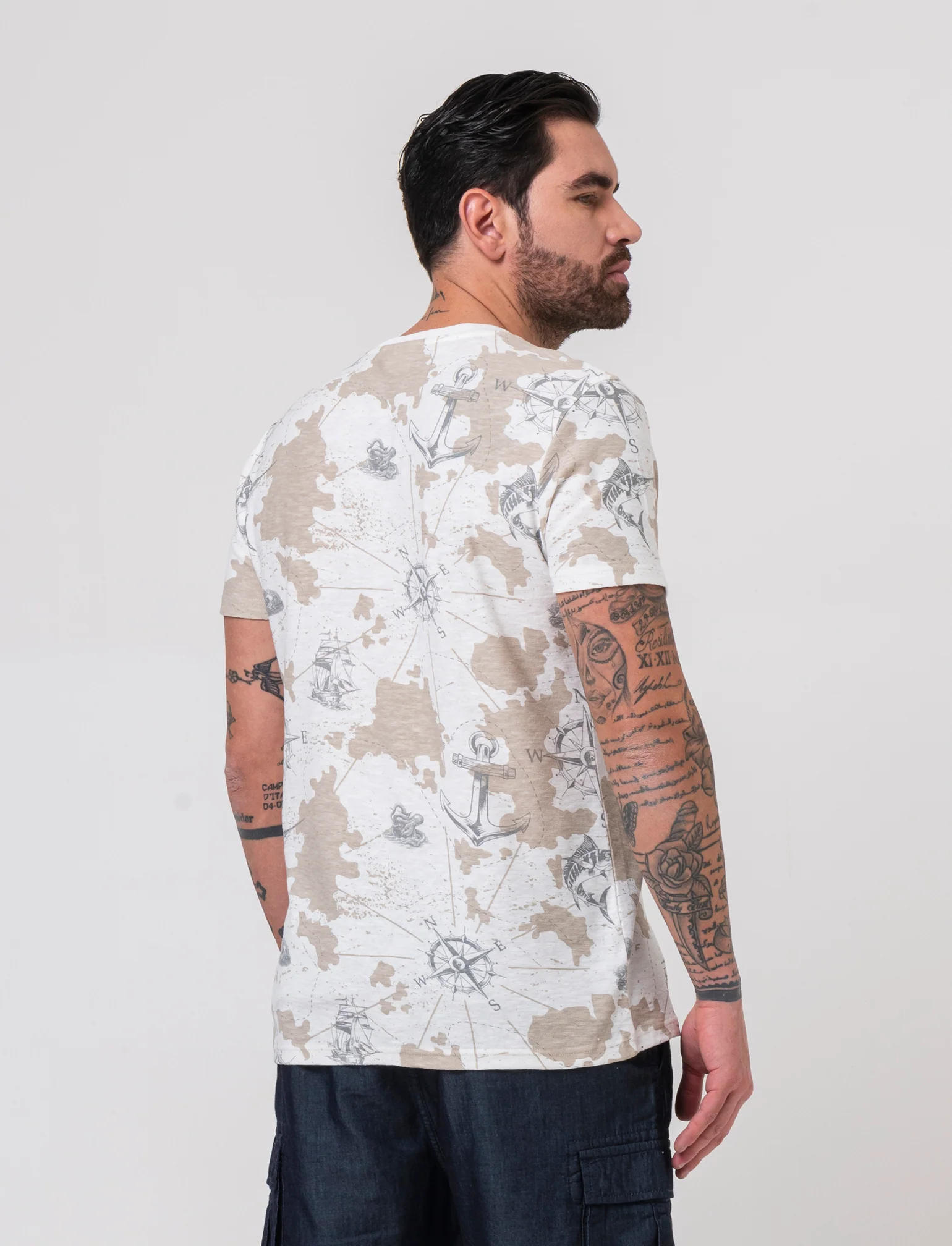T-shirt in cotone con stampa all over da uomo - Bianco - Image 2