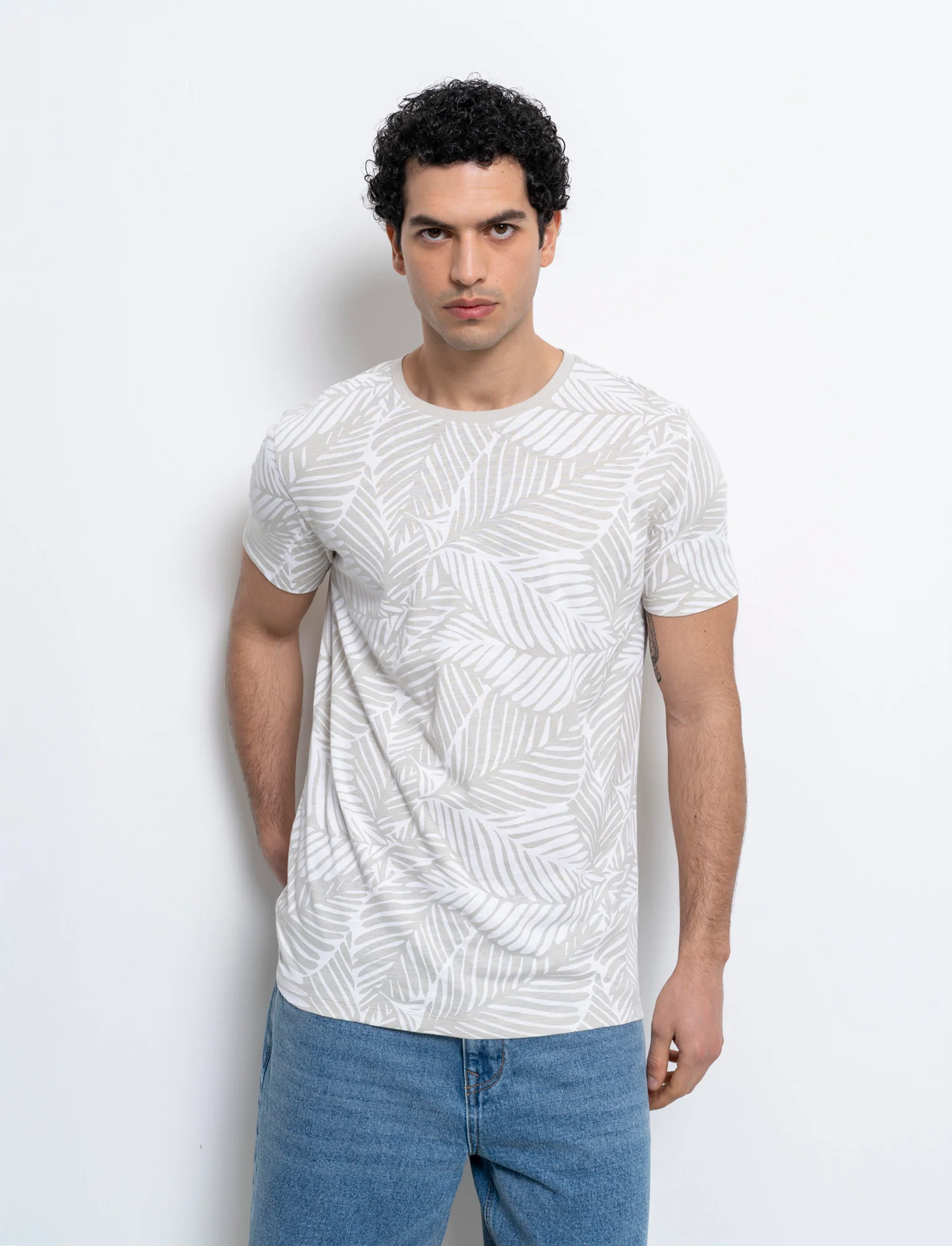 T-shirt in cotone con stampa all over da uomo - Grigio ghiaccio - Image 3